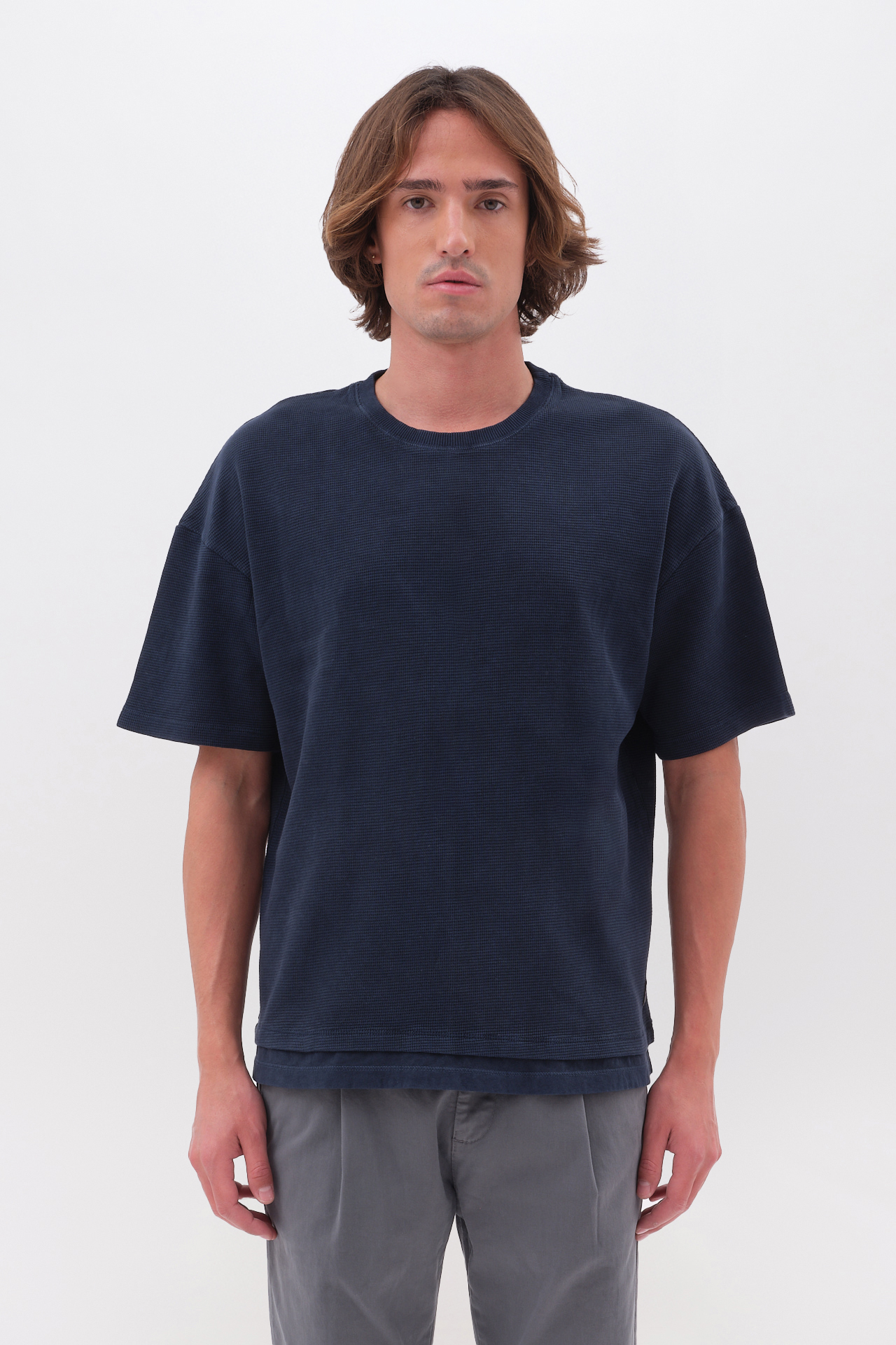 Contrast Detailed T-shirt