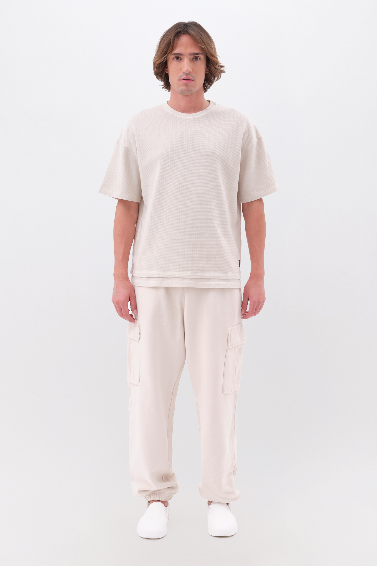Contrast Detailed T-shirt