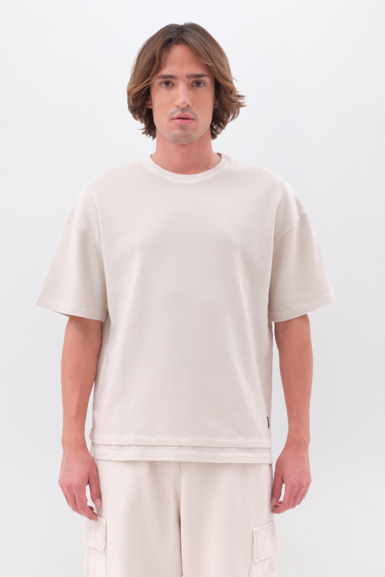 Contrast Detailed T-shirt