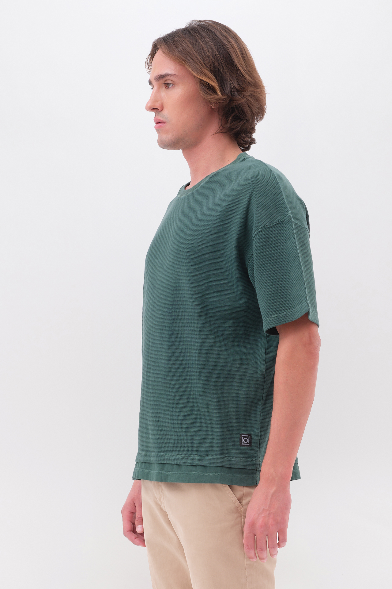 Contrast Detailed T-shirt