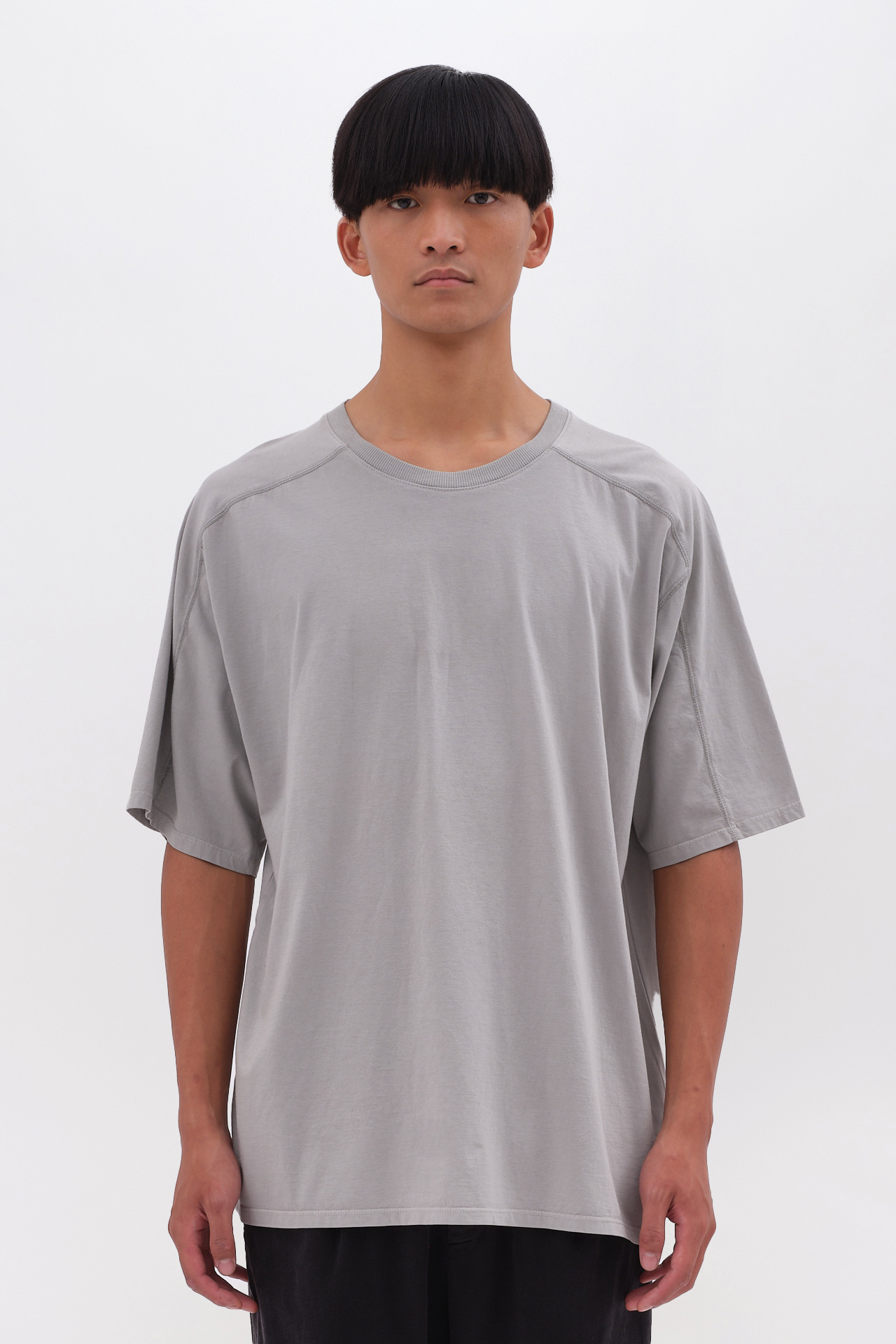 OVERSIZED T-SHIRT WITH DETAILS