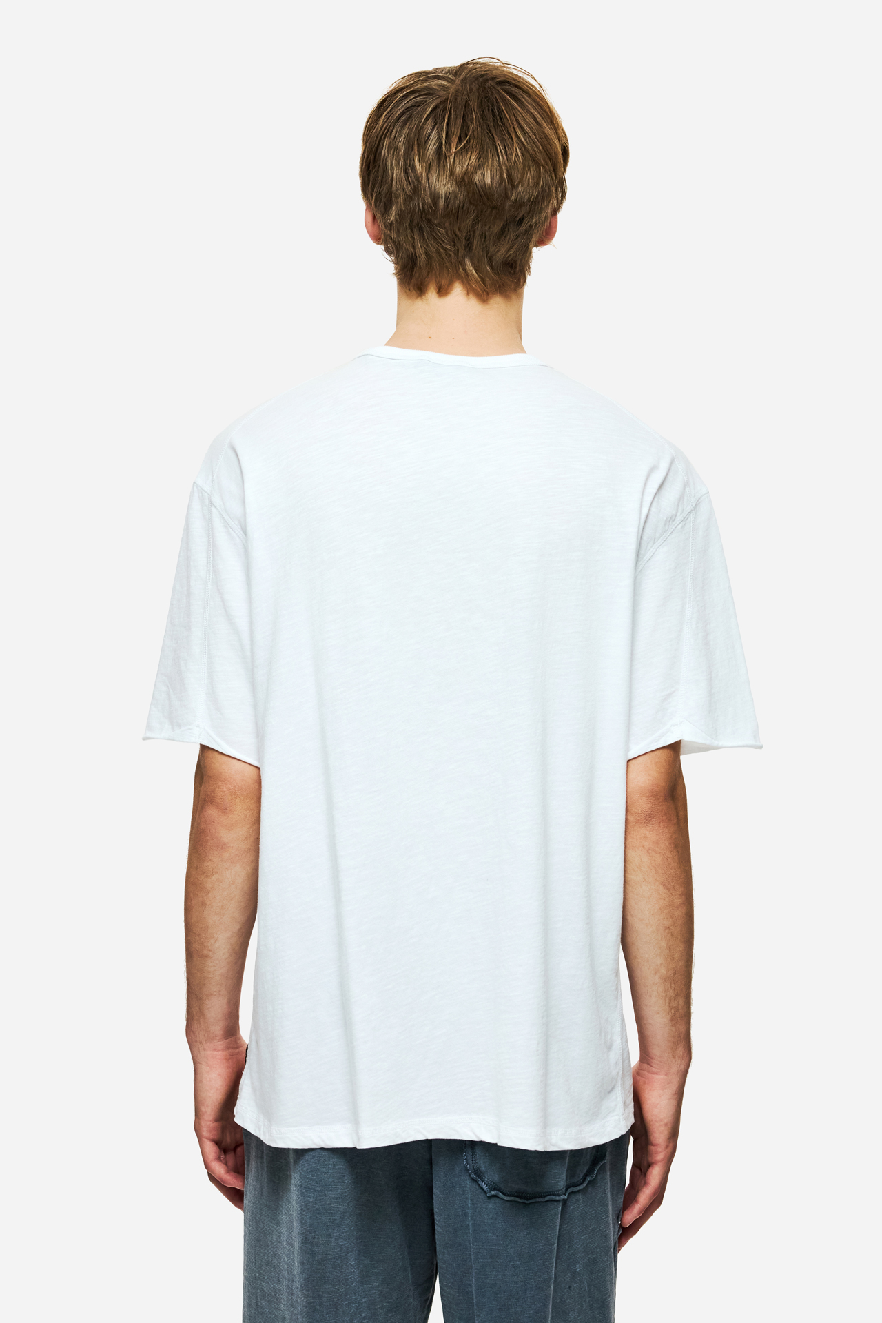 OVERSIZED T-SHIRT WITH STITCHES