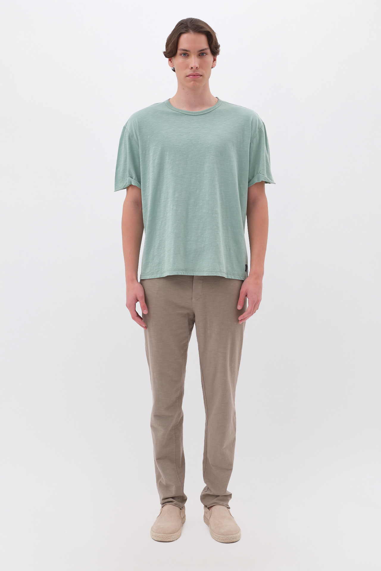 OVERSIZED T-SHIRT WITH STITCHES