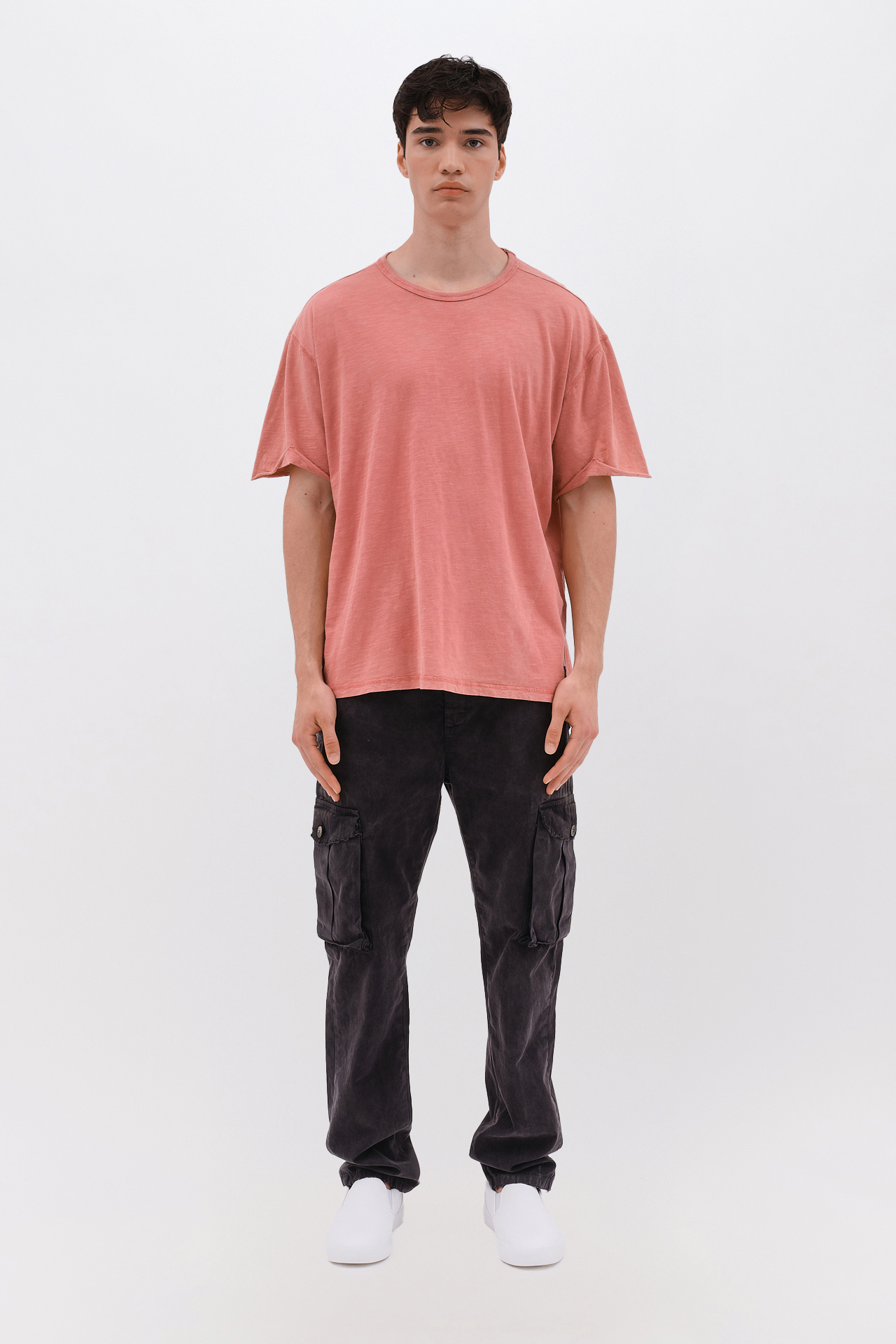 OVERSIZED T-SHIRT WITH STITCHES
