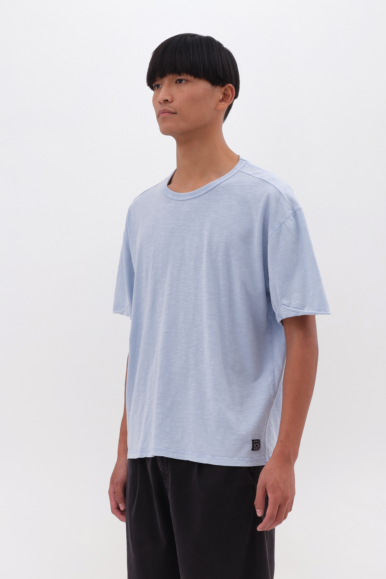 OVERSIZED T-SHIRT WITH STITCHES