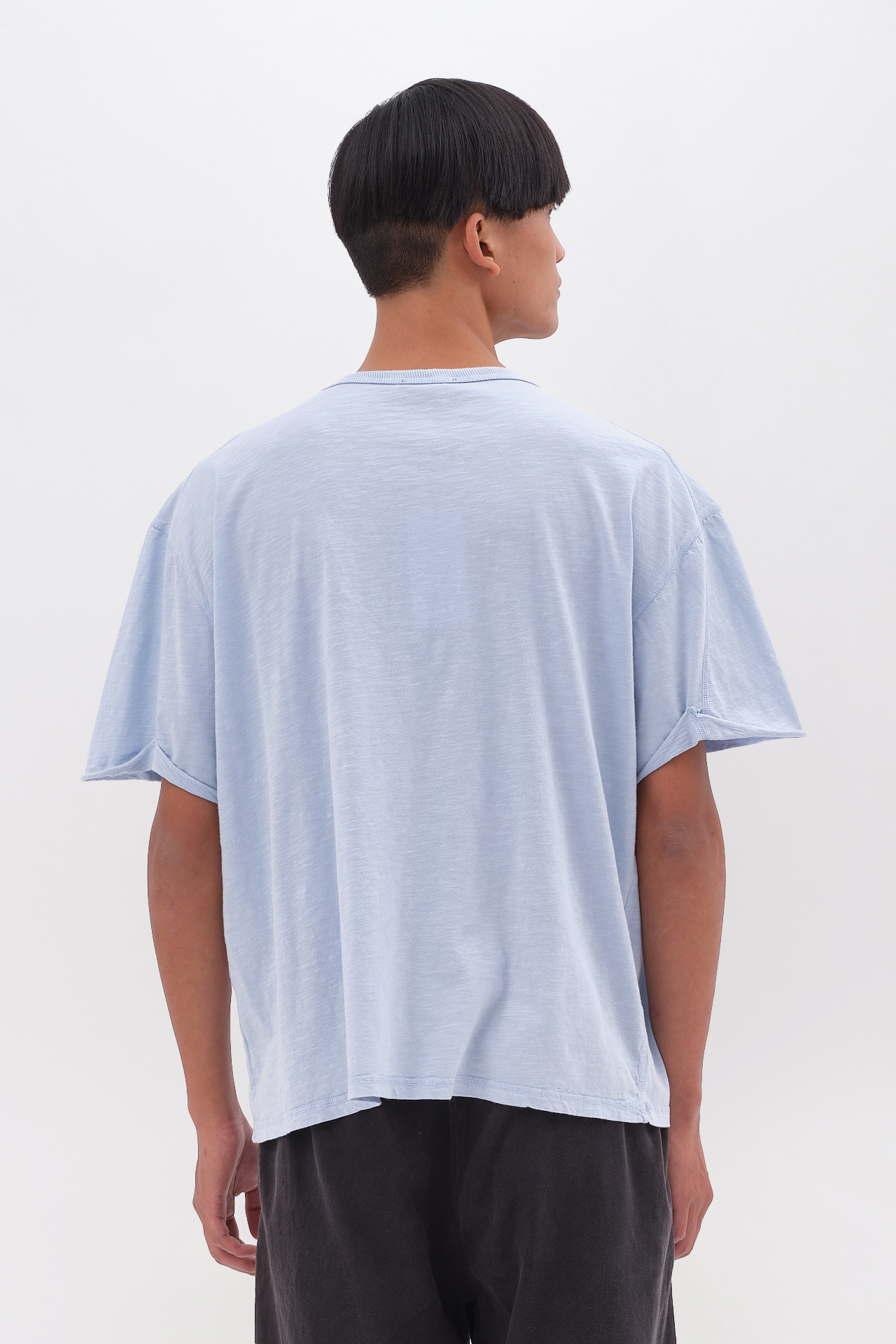 OVERSIZED T-SHIRT WITH STITCHES