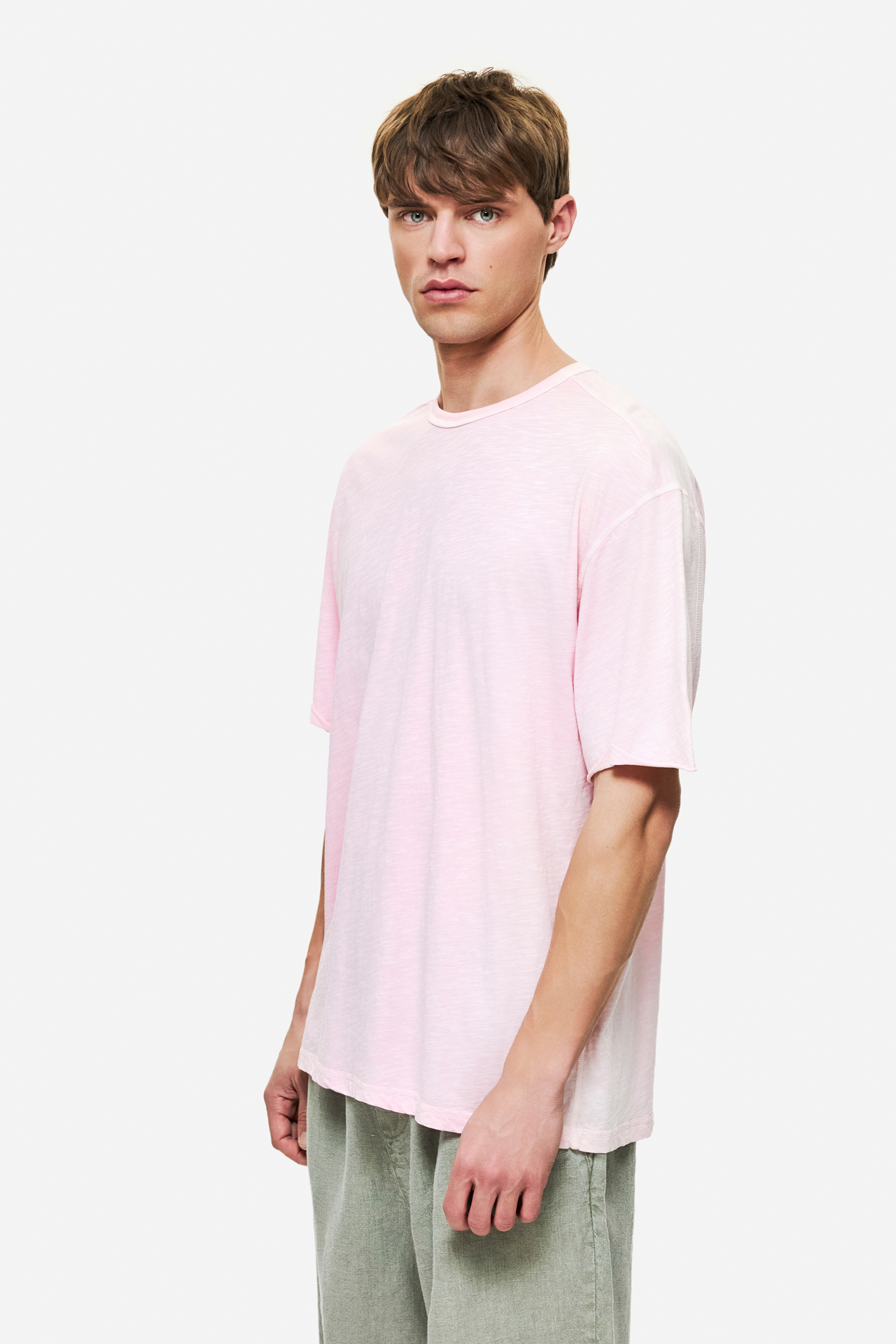 OVERSIZED T-SHIRT WITH STITCHES