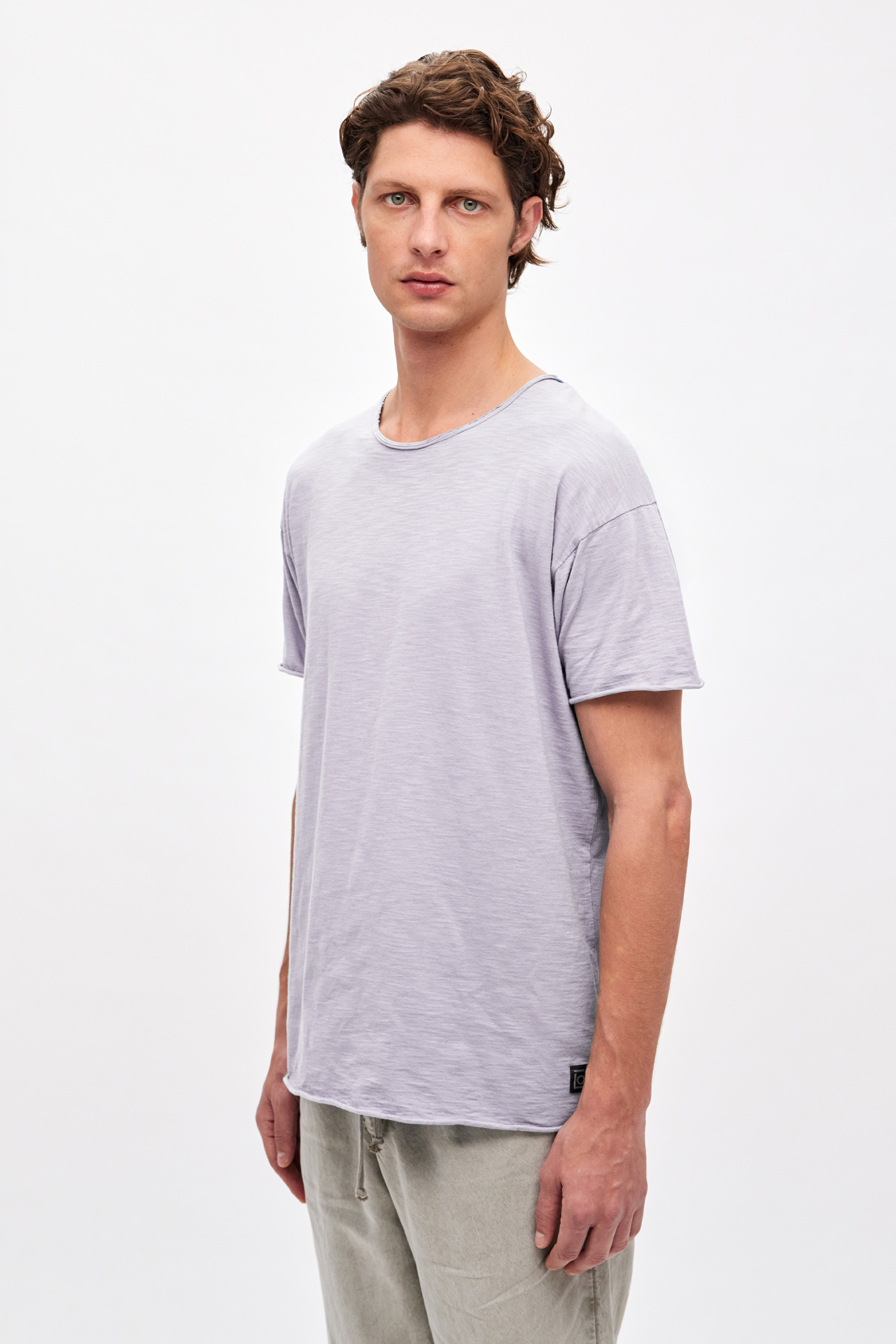 RELAXED SLEEVES T-SHIRT