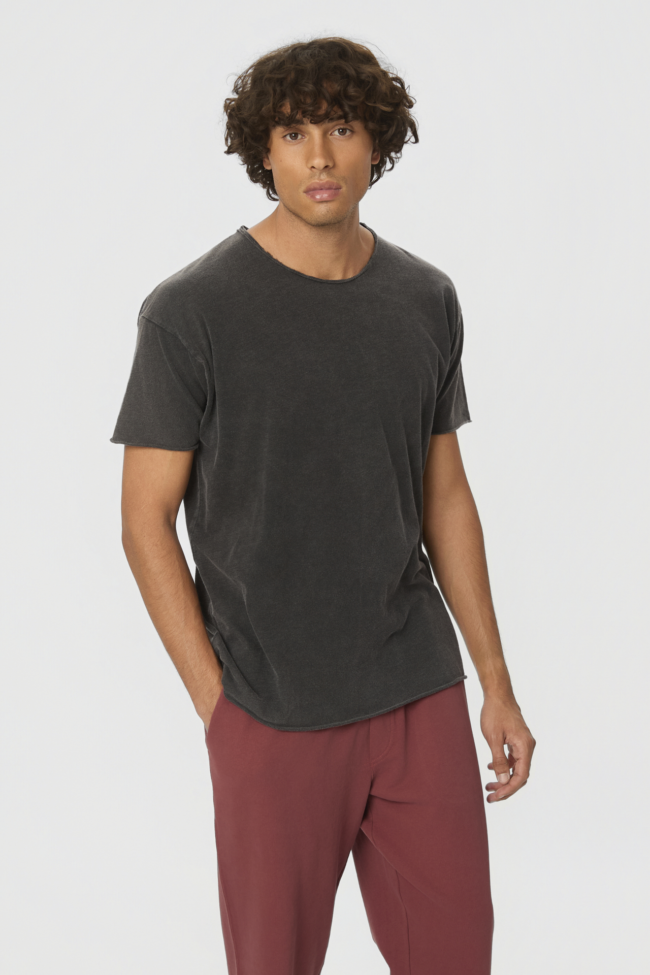 RELAXED SLEEVES T-SHIRT