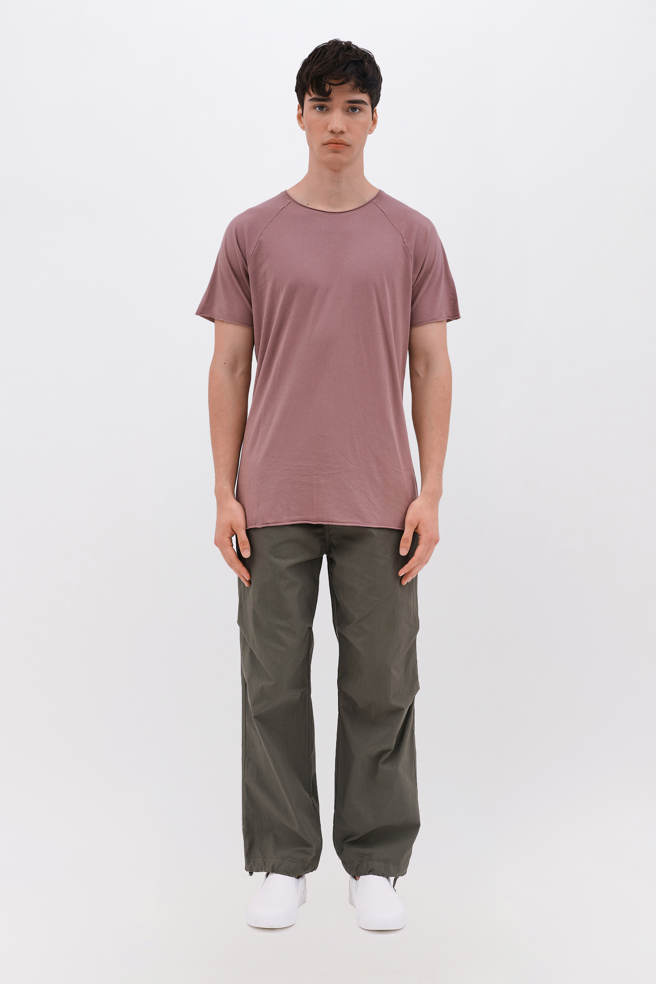 THE RAW EDGE RAGLAN T-SHIRT