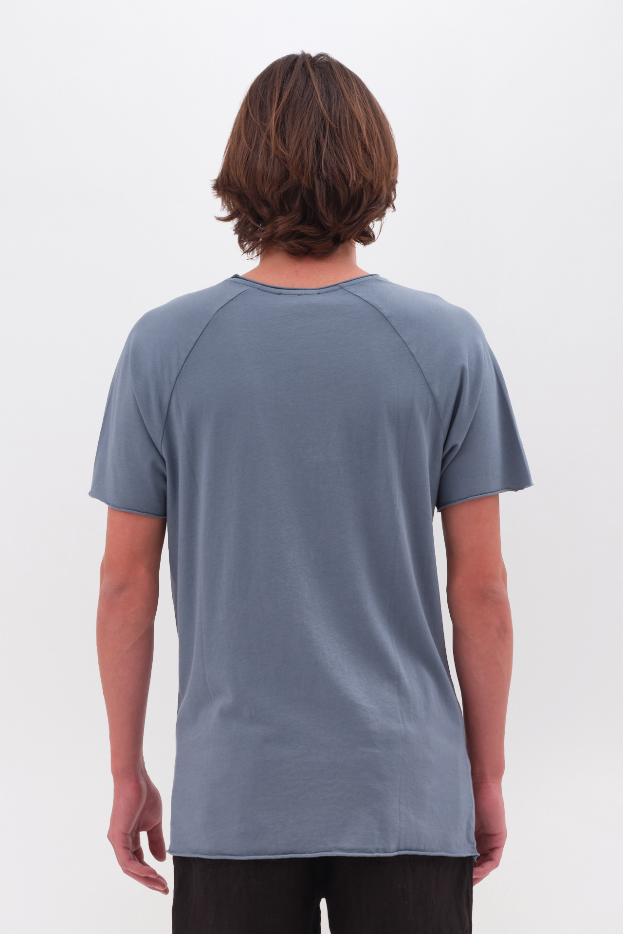 THE RAW EDGE RAGLAN T-SHIRT