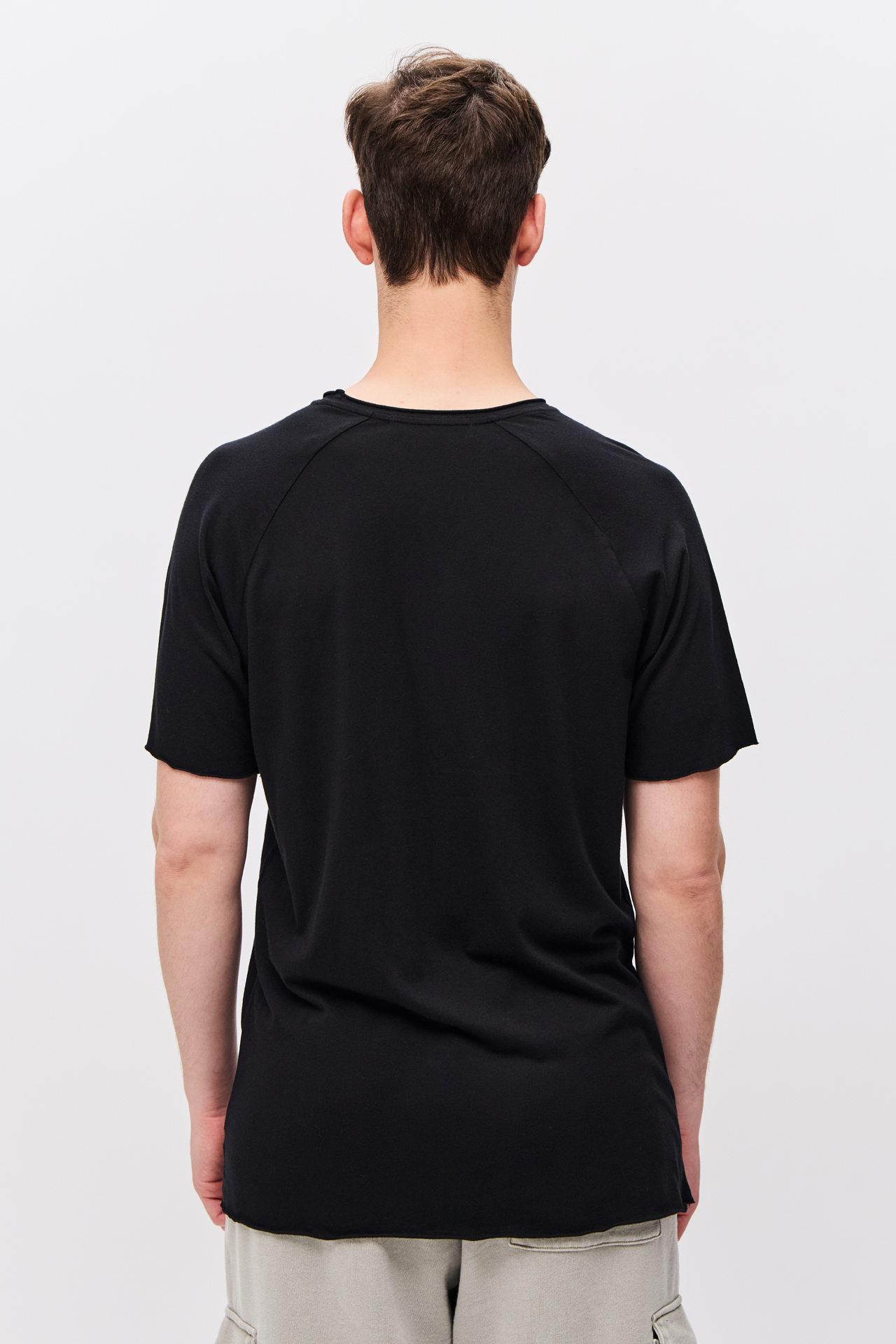 THE RAW EDGE RAGLAN T-SHIRT