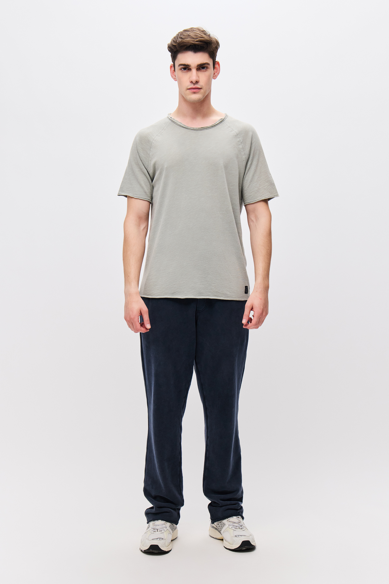 THE RAGLAN SLUB T-SHIRT