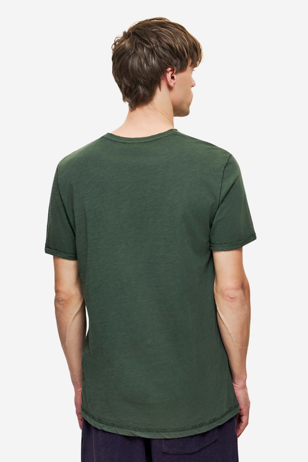 THE ROUNDNECK DETAILED T-SHIRT