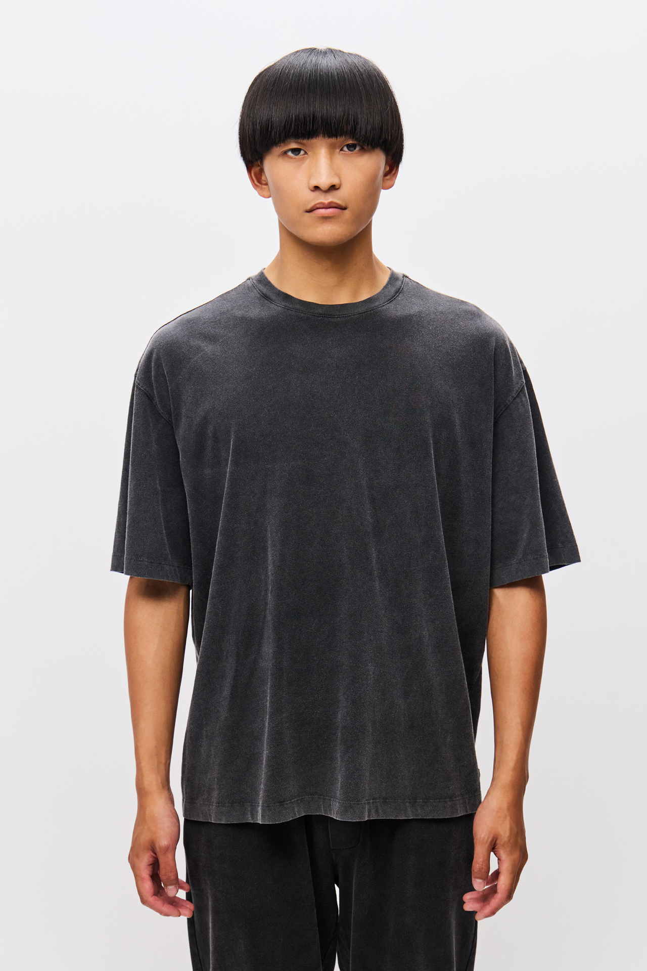 THE OVERSIZED T-SHIRT