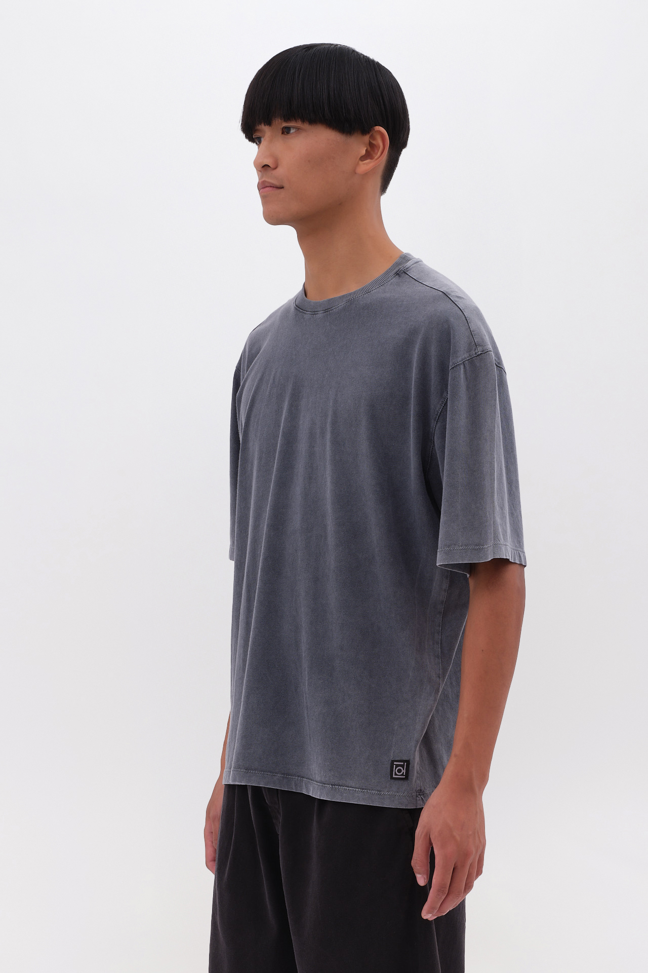 THE OVERSIZED T-SHIRT