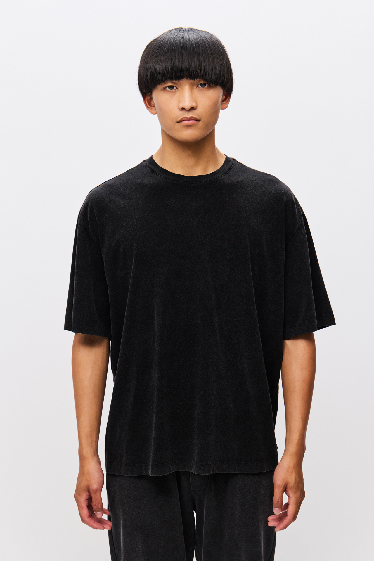 THE OVERSIZED T-SHIRT