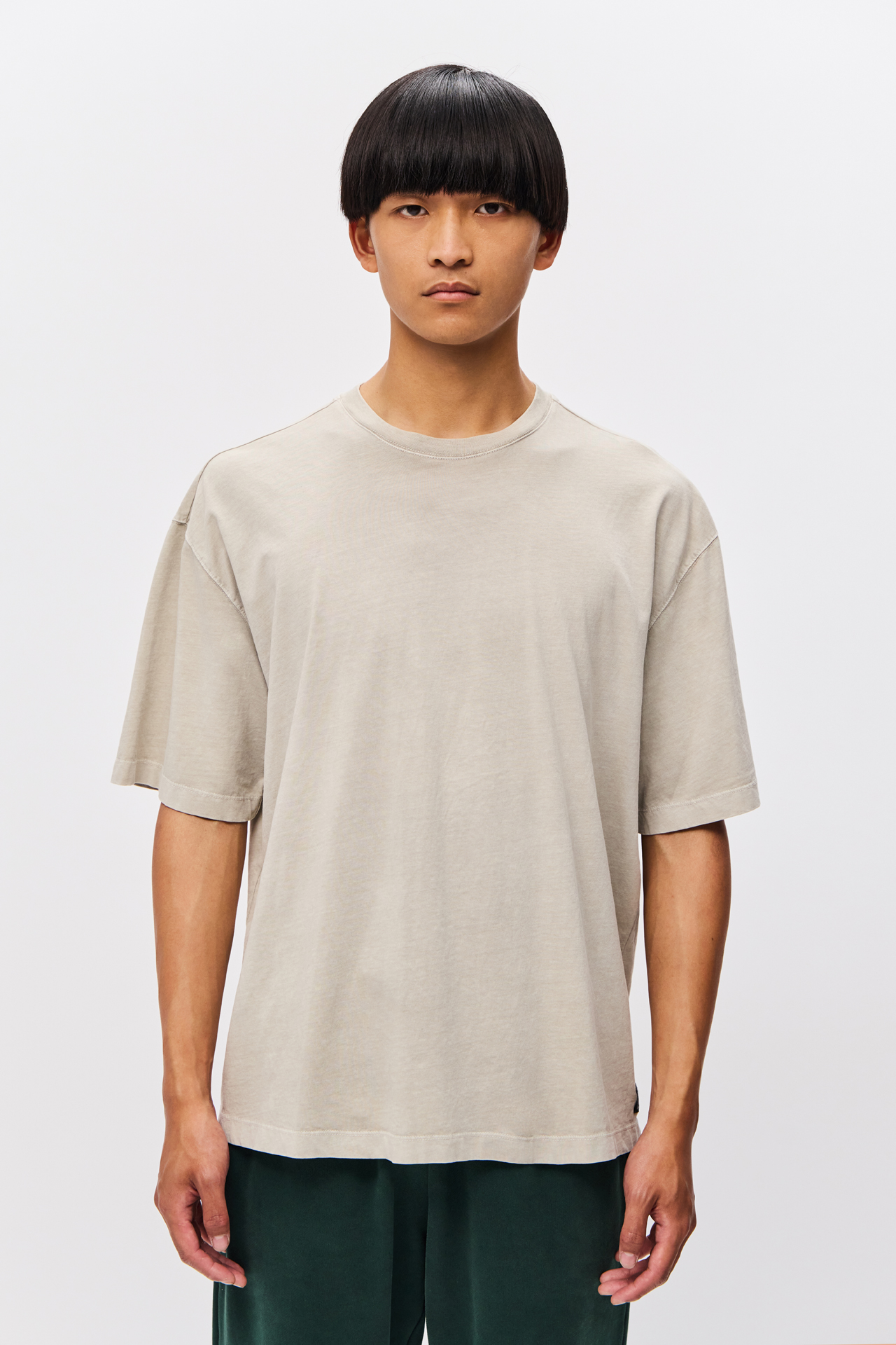THE OVERSIZED T-SHIRT