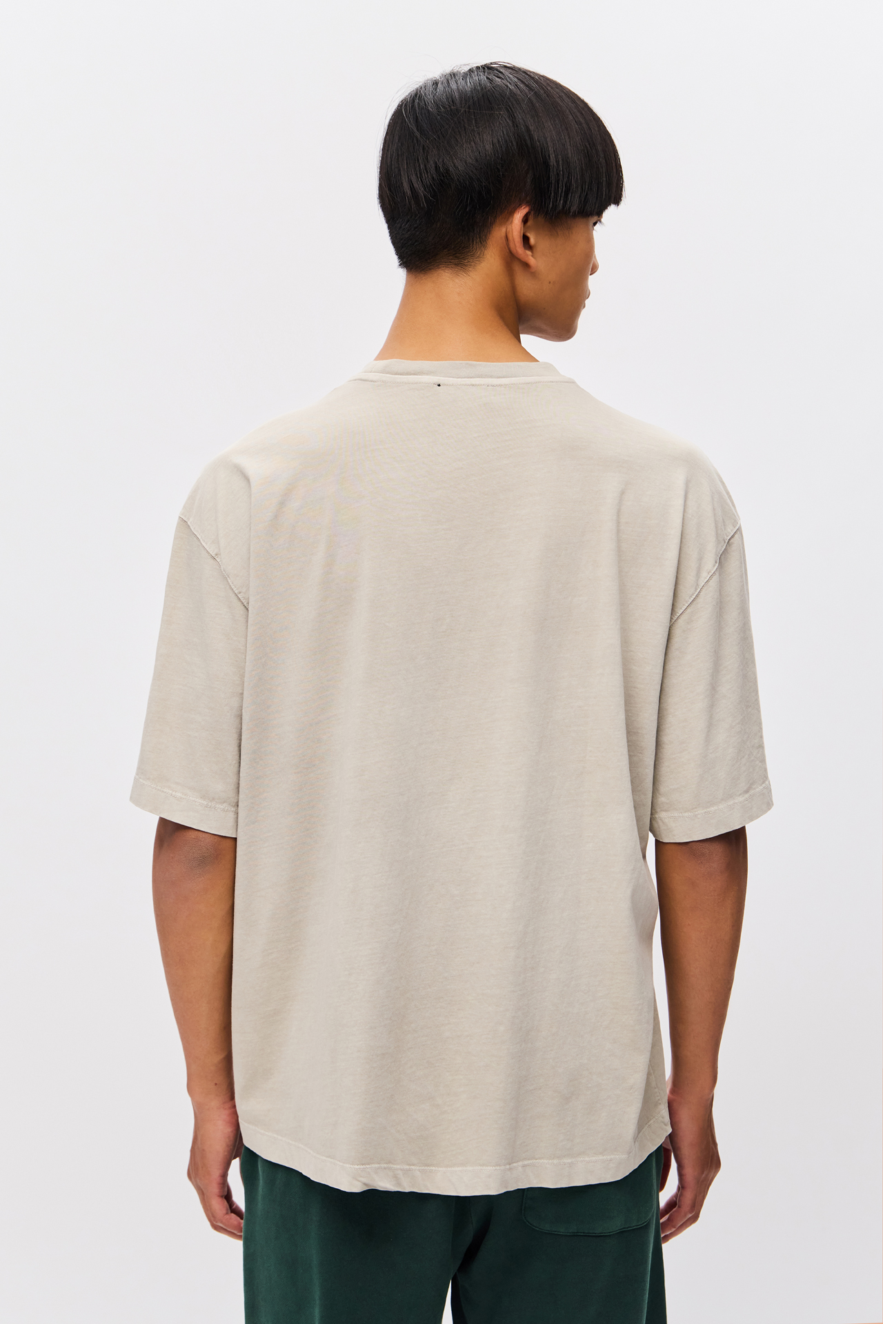 THE OVERSIZED T-SHIRT