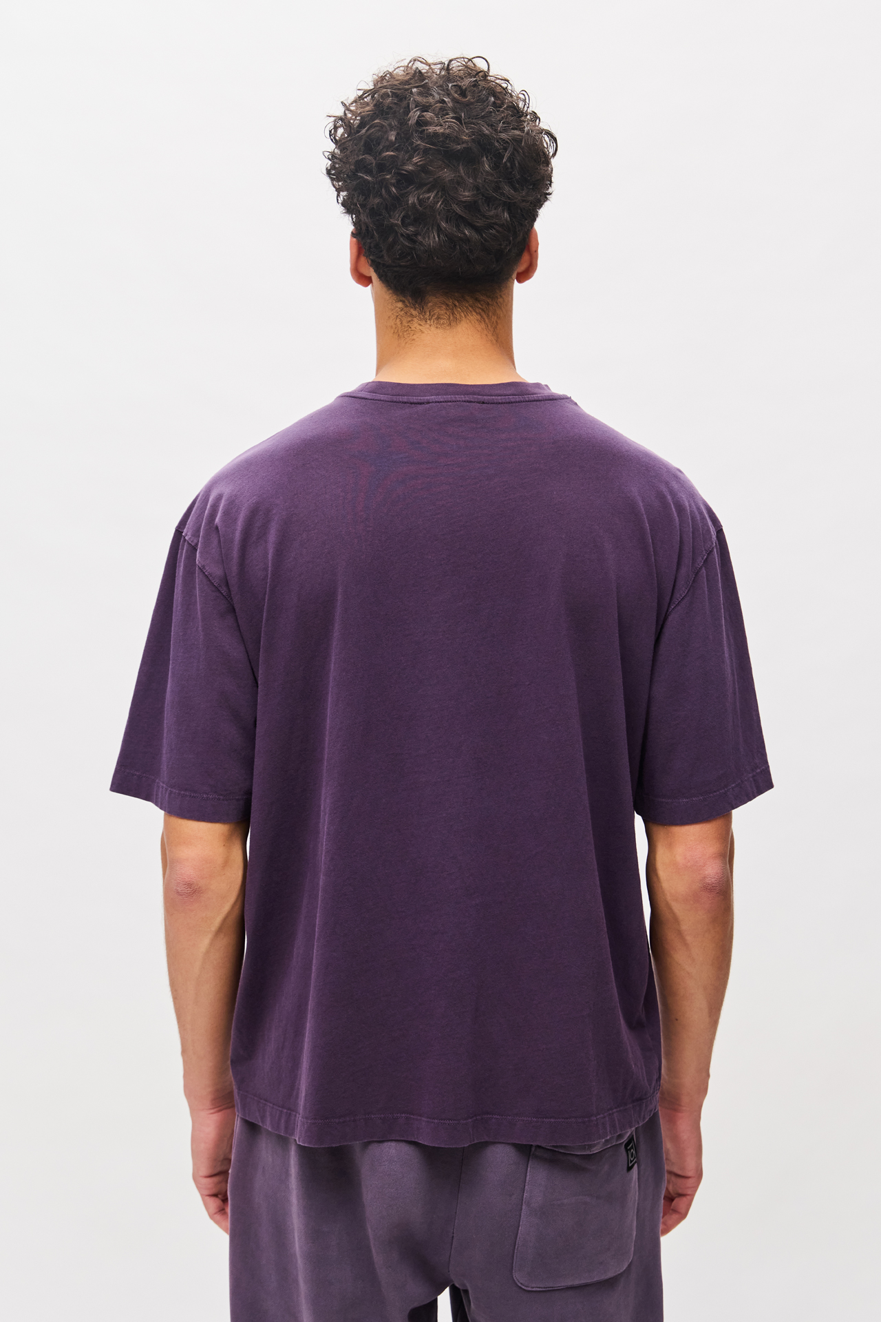 THE OVERSIZED T-SHIRT
