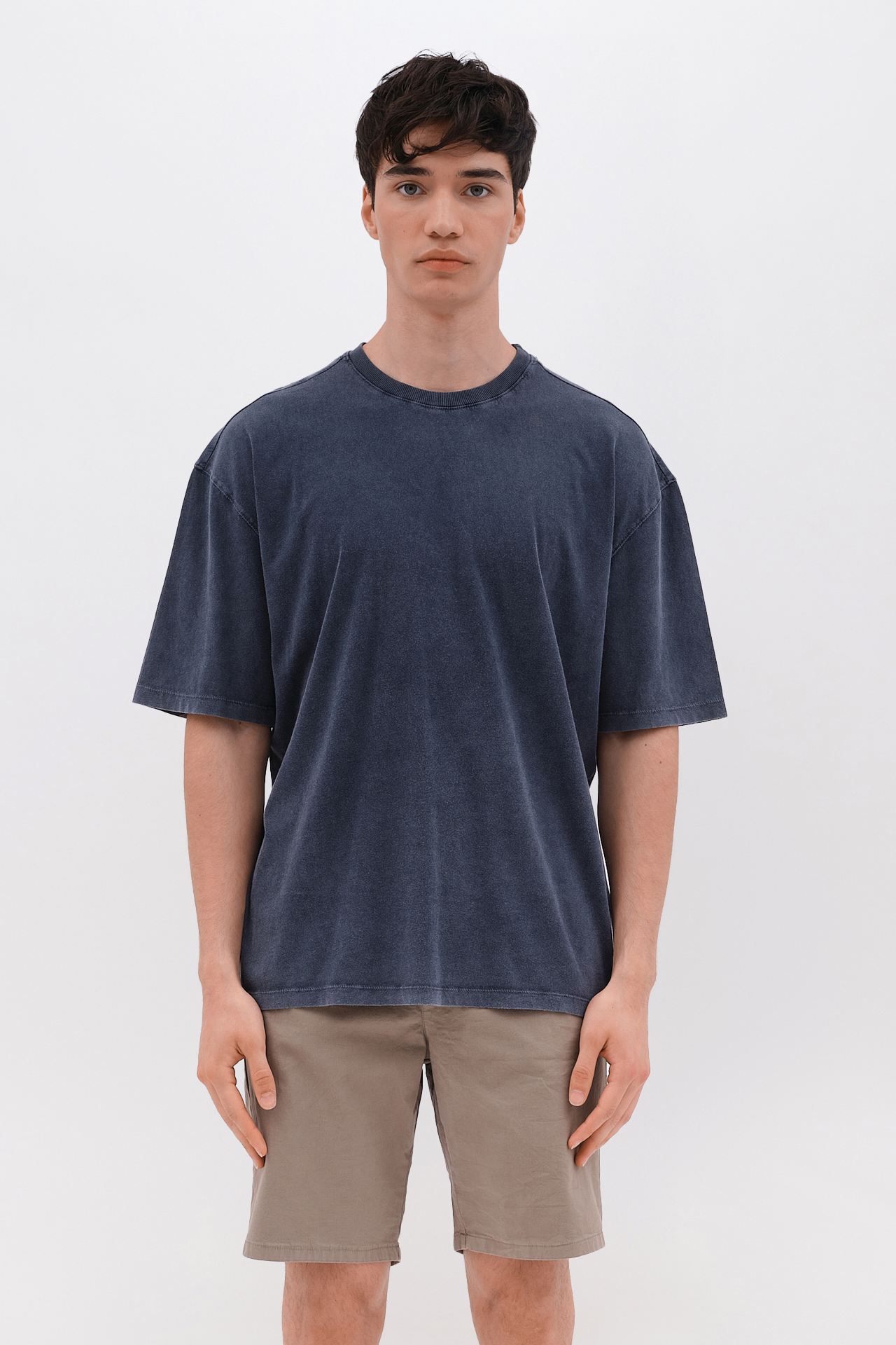 THE OVERSIZED T-SHIRT