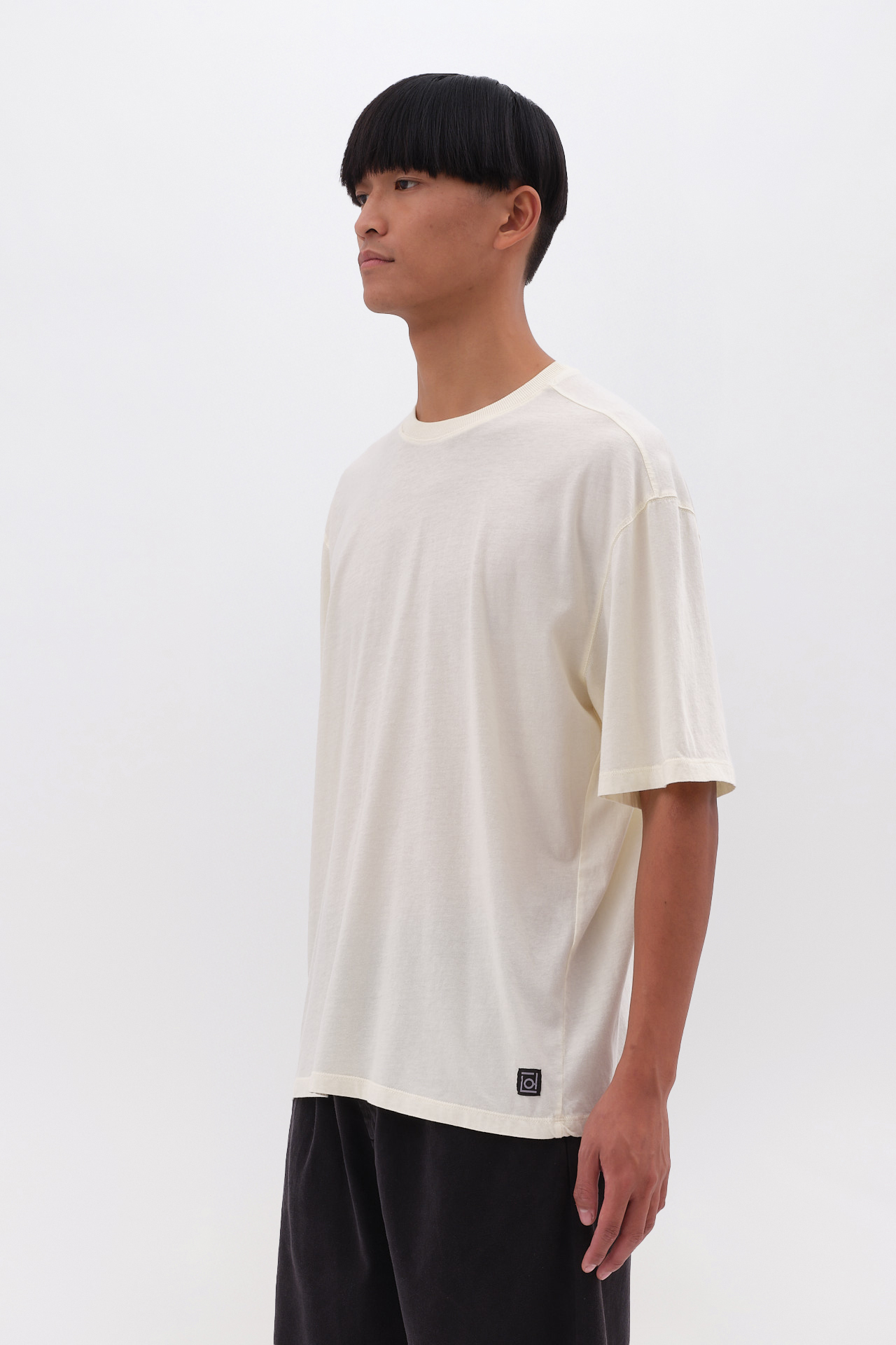 THE OVERSIZED T-SHIRT