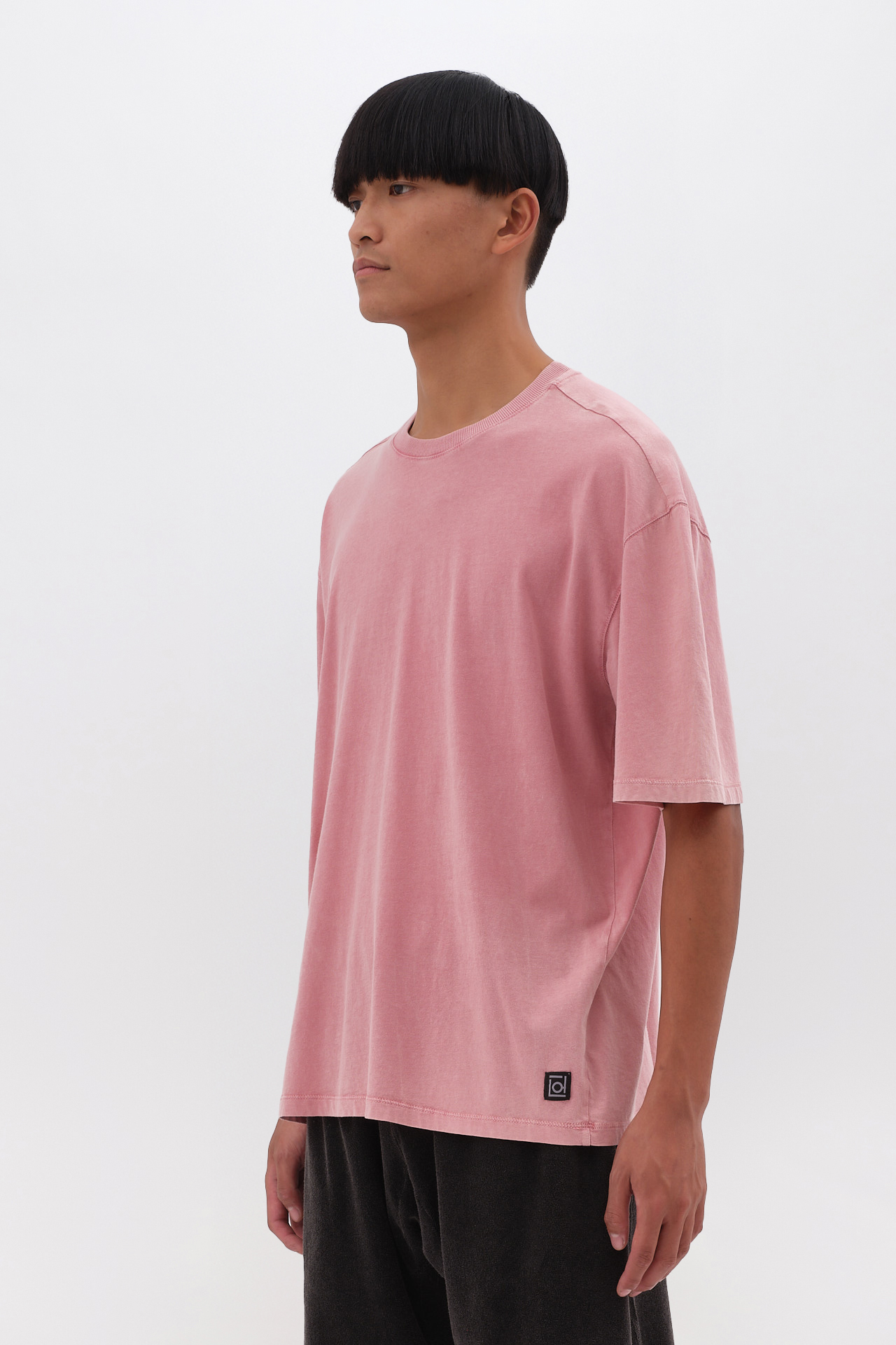 THE OVERSIZED T-SHIRT