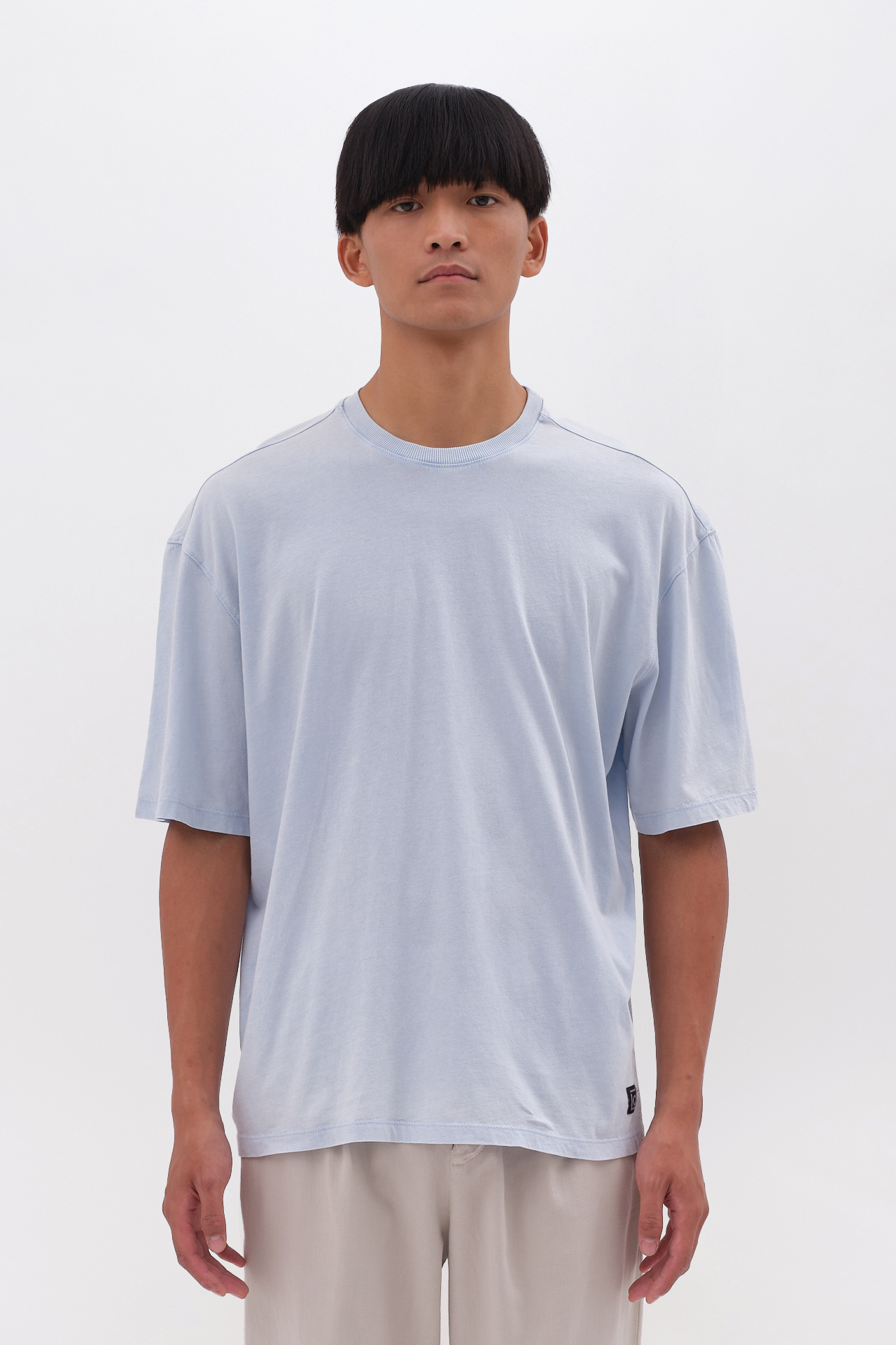 THE OVERSIZED T-SHIRT
