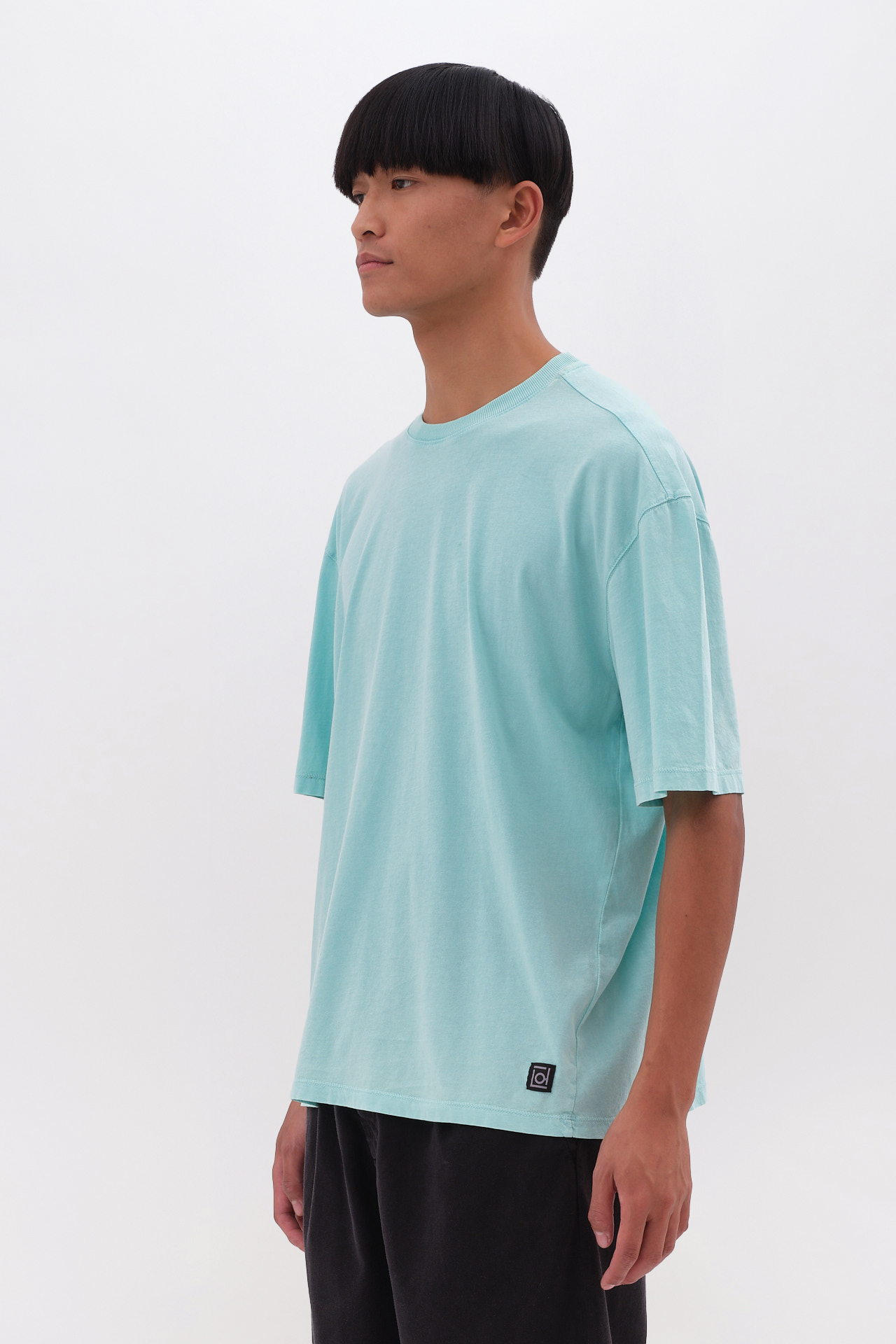 THE OVERSIZED T-SHIRT