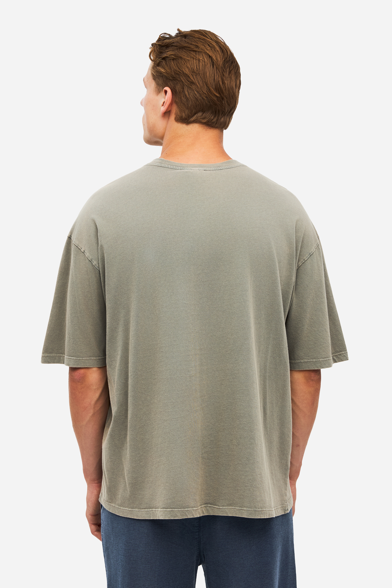 THE OVERSIZED T-SHIRT