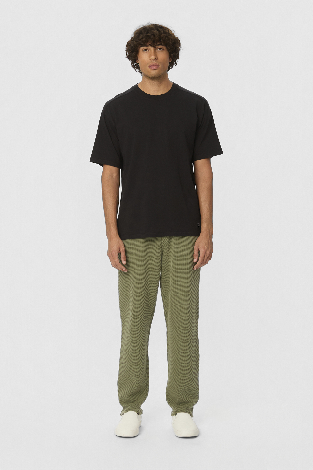 REGULAR FIT RAGLAN T-SHIRT