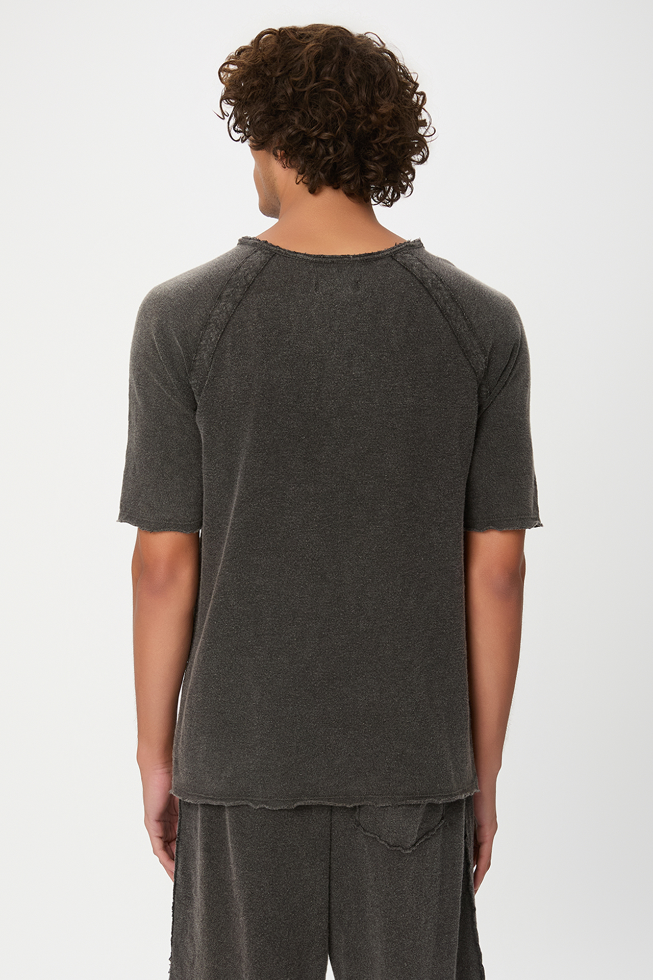 RAGLAN T-SHIRT WITH RAW EDGES