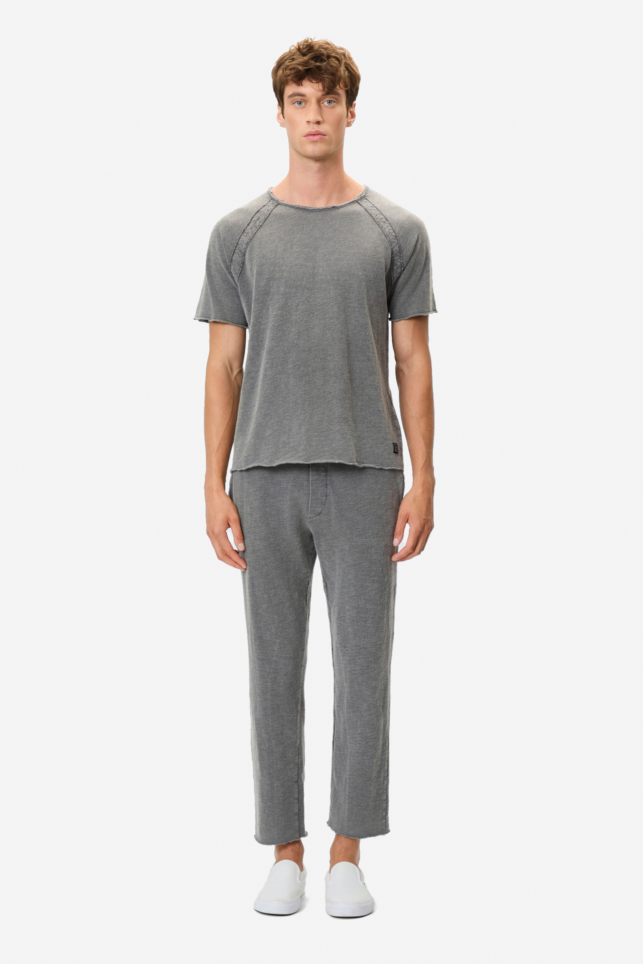 RAGLAN T-SHIRT WITH RAW EDGES