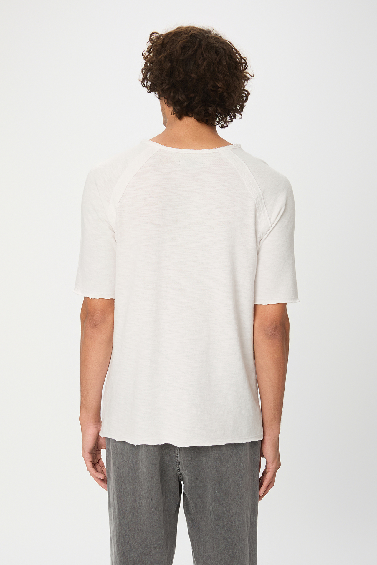 RAGLAN T-SHIRT WITH RAW EDGES