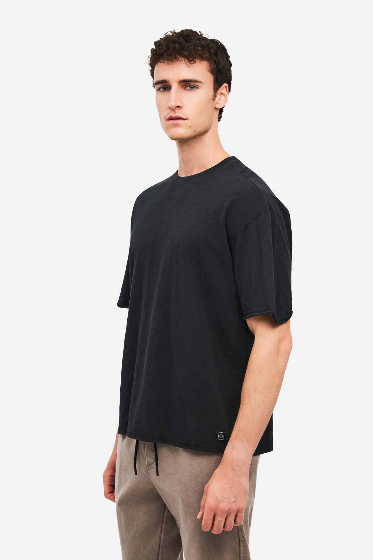 OVERSIZED T-SHIRT WITH BACK DETAIL