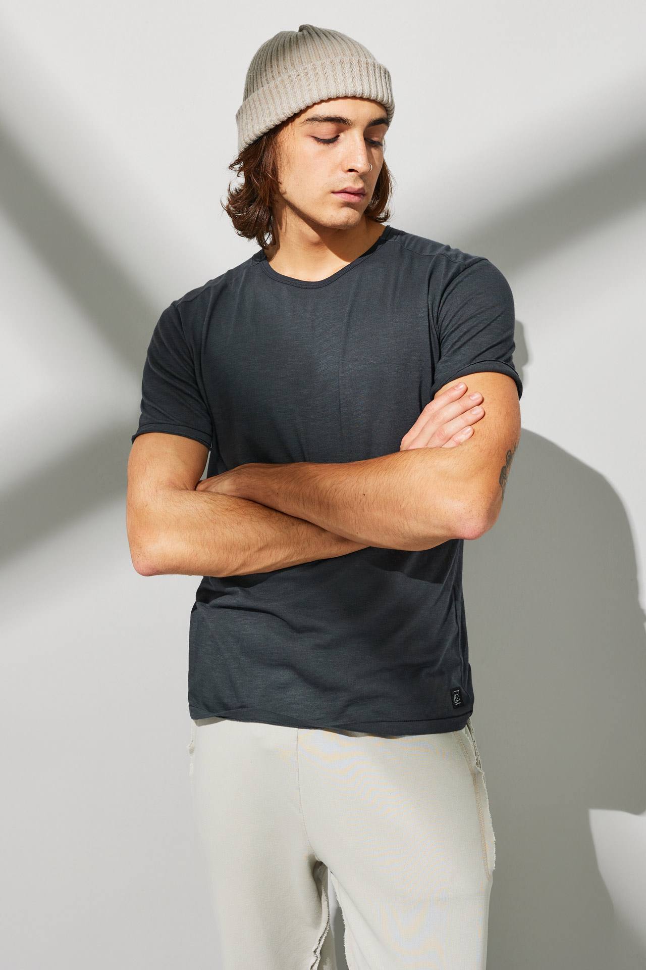 HALF RIB NECK SLUB TEE