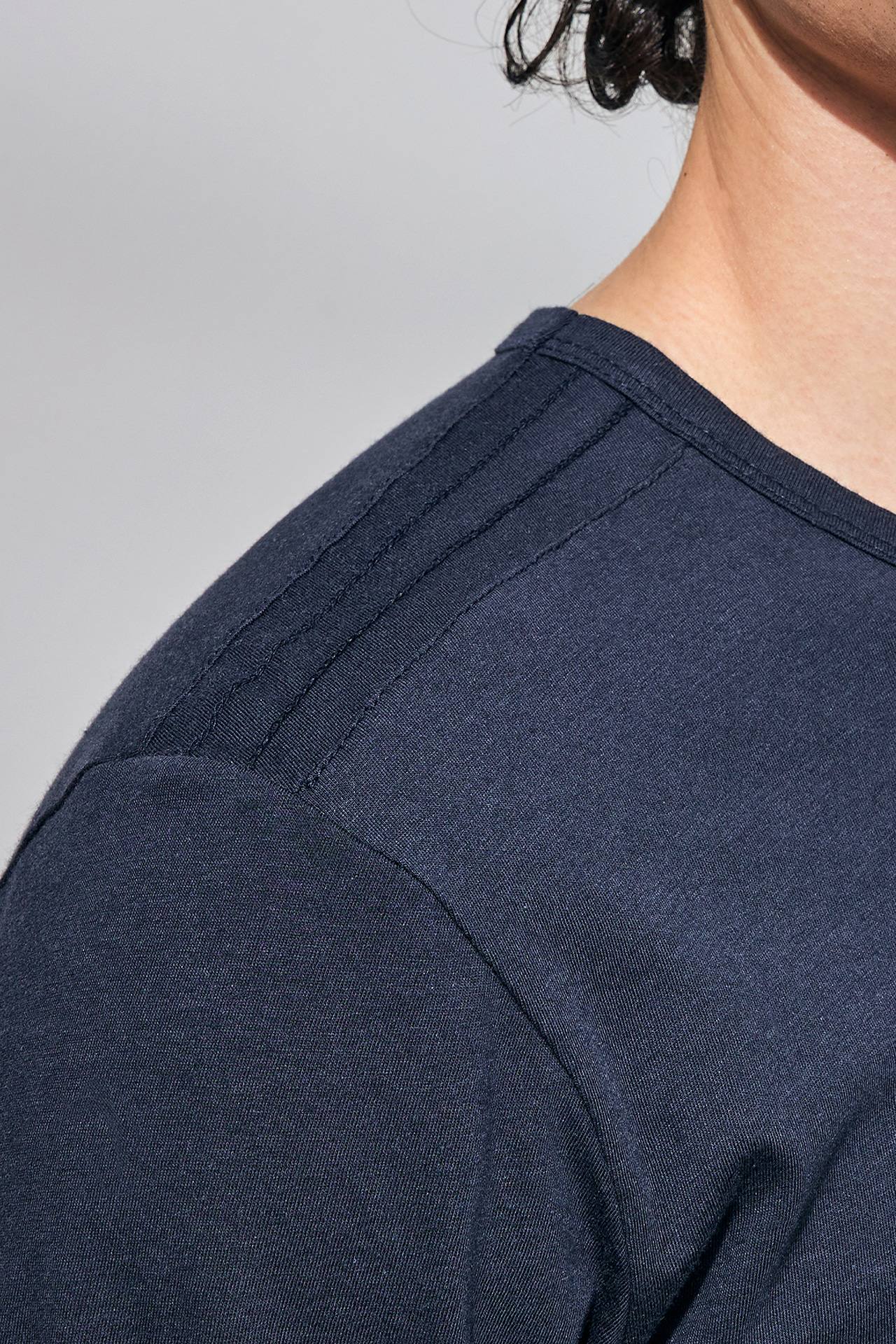ORGANIC MODAL SHOULDER STITCHING TEE