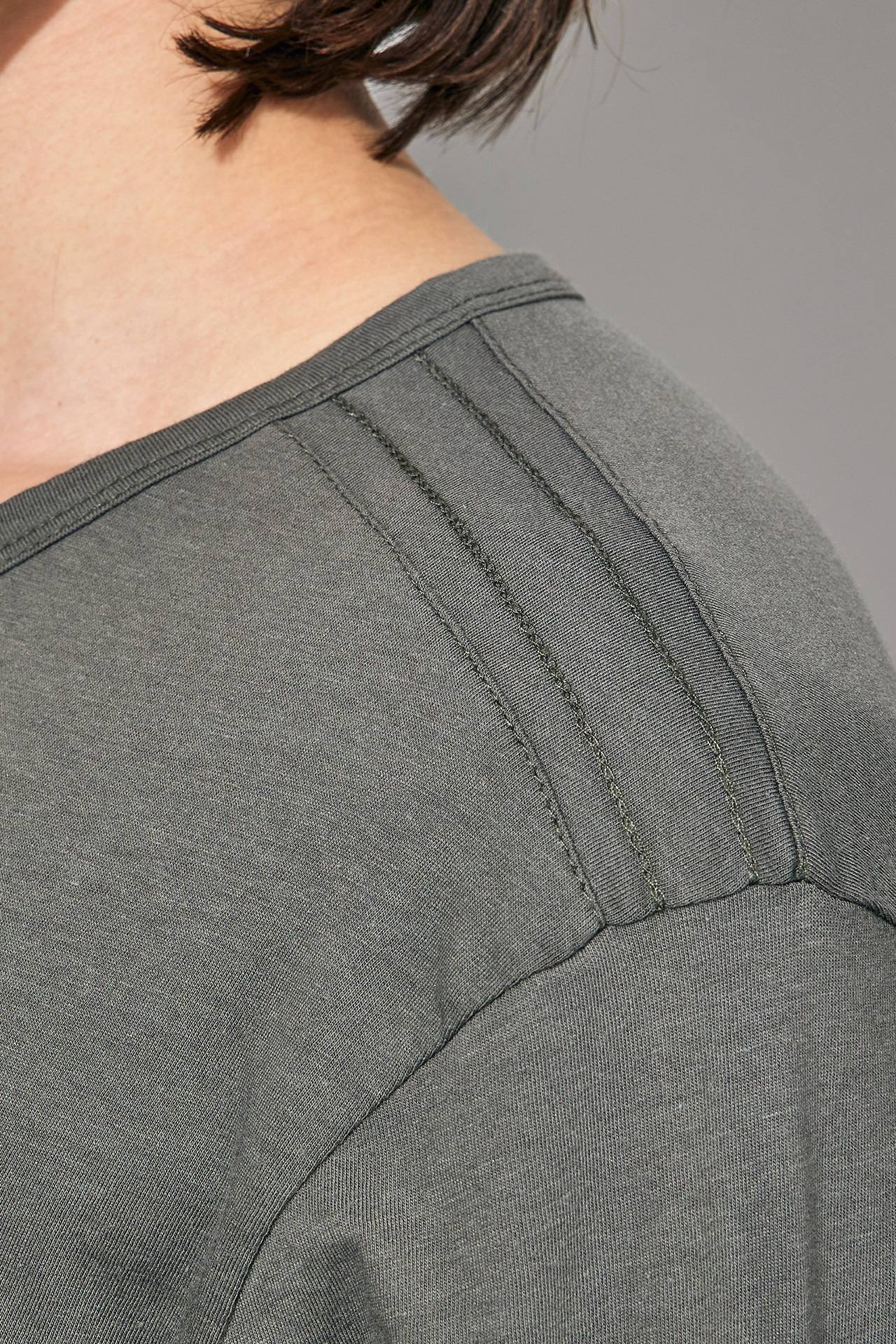 ORGANIC MODAL SHOULDER STITCHING TEE