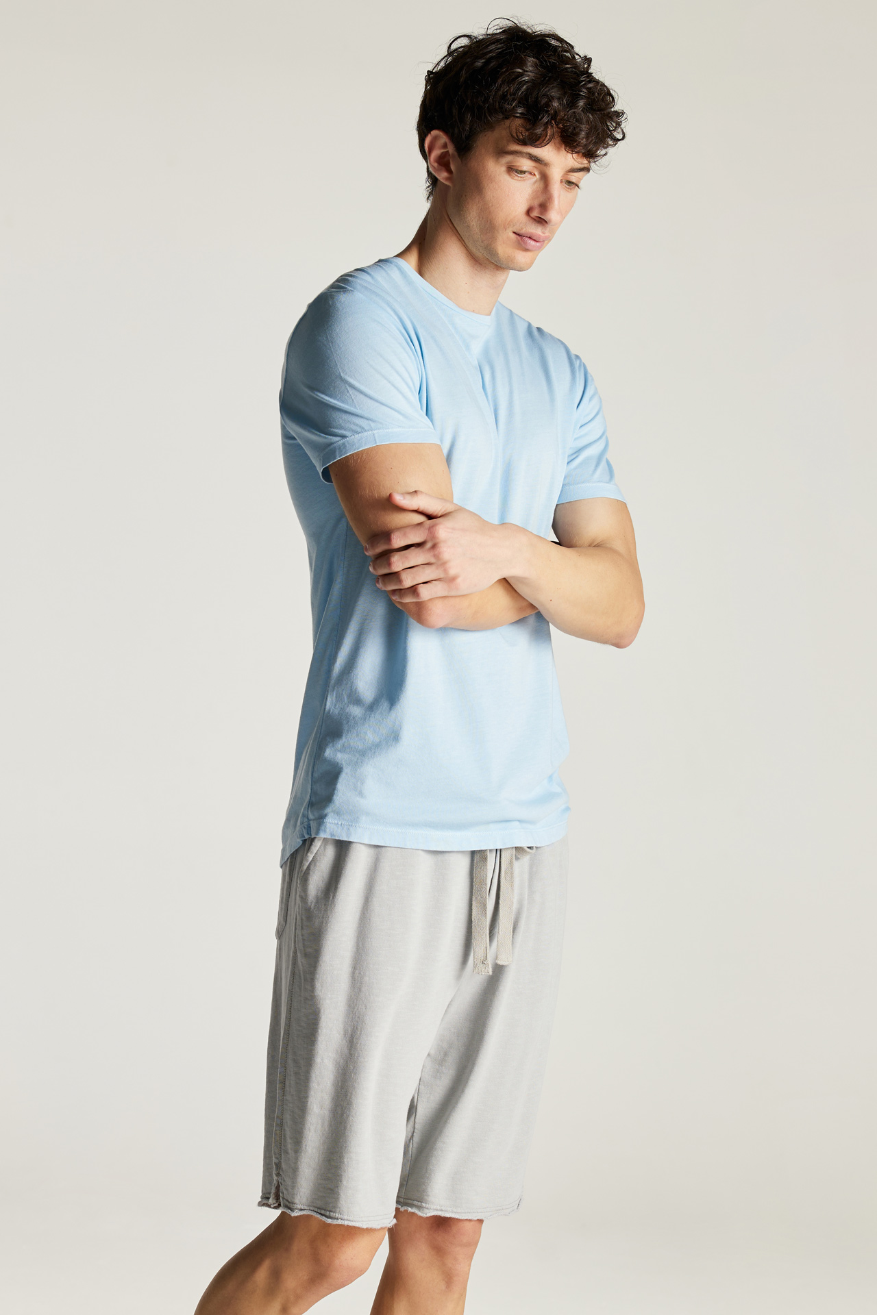 Curved Hem Shortsleeve