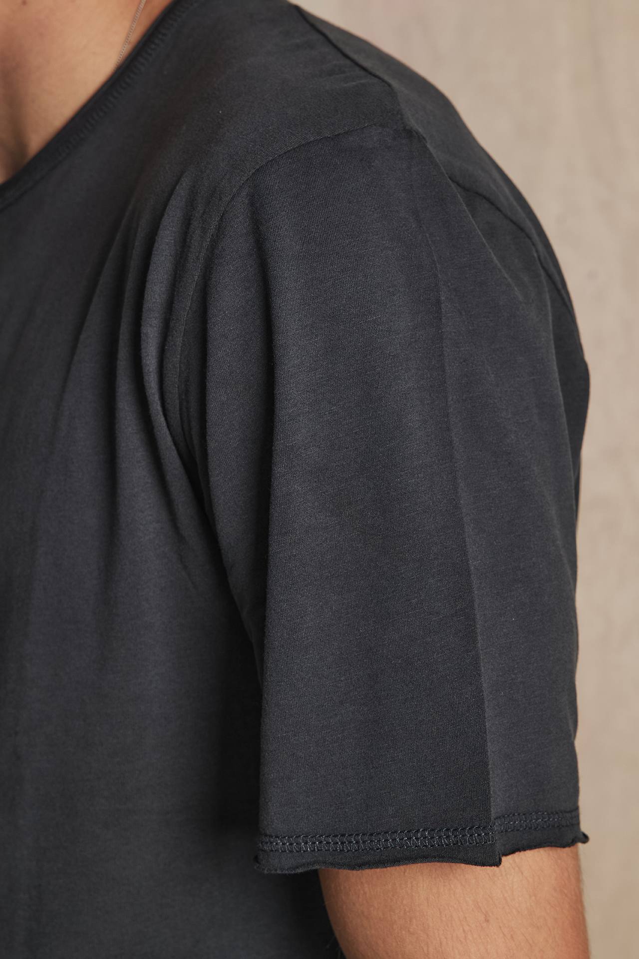 SOFT MODAL ESSENTIAL T-SHIRT