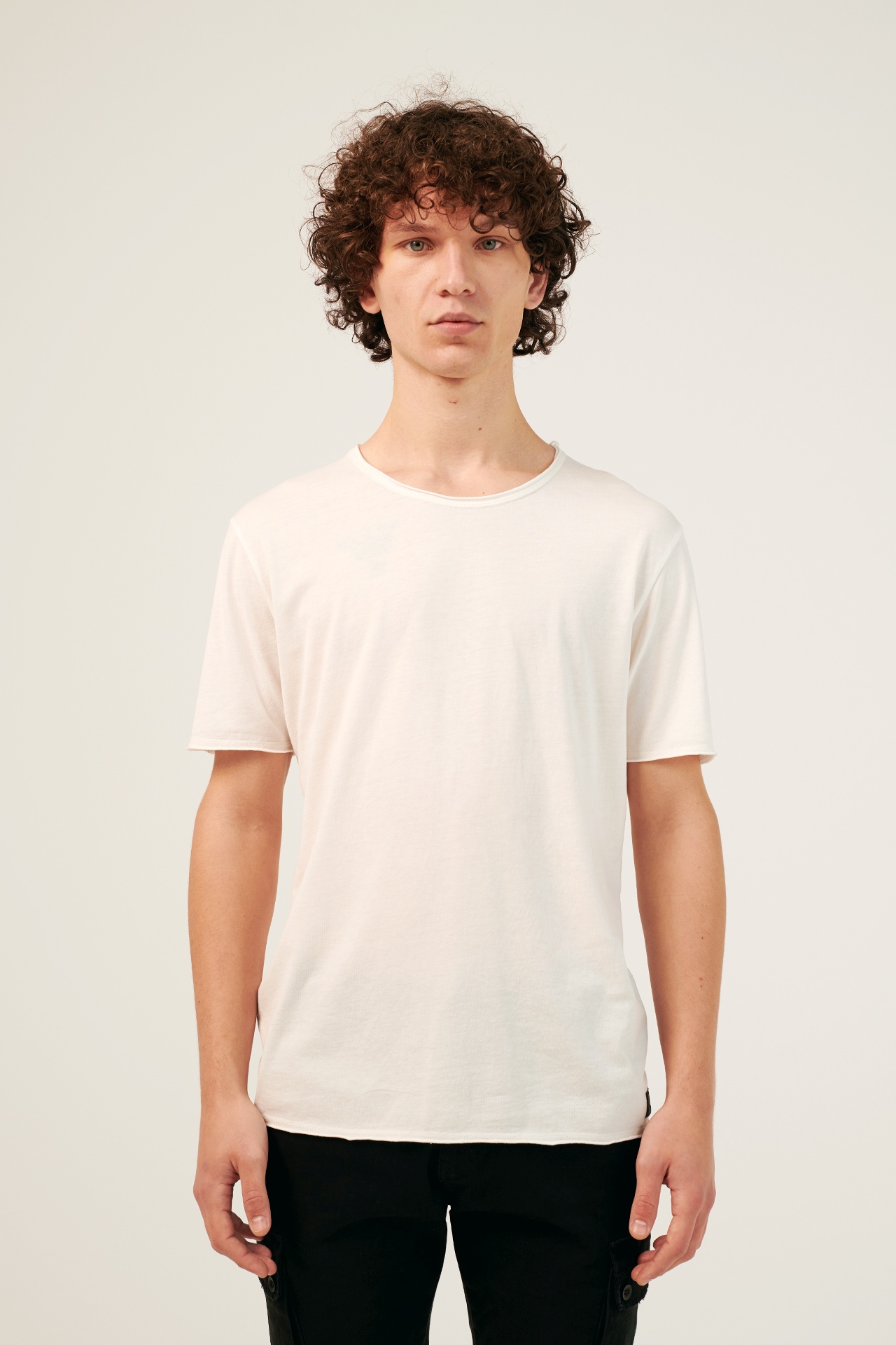 SOFT MODAL ESSENTIAL T-SHIRT