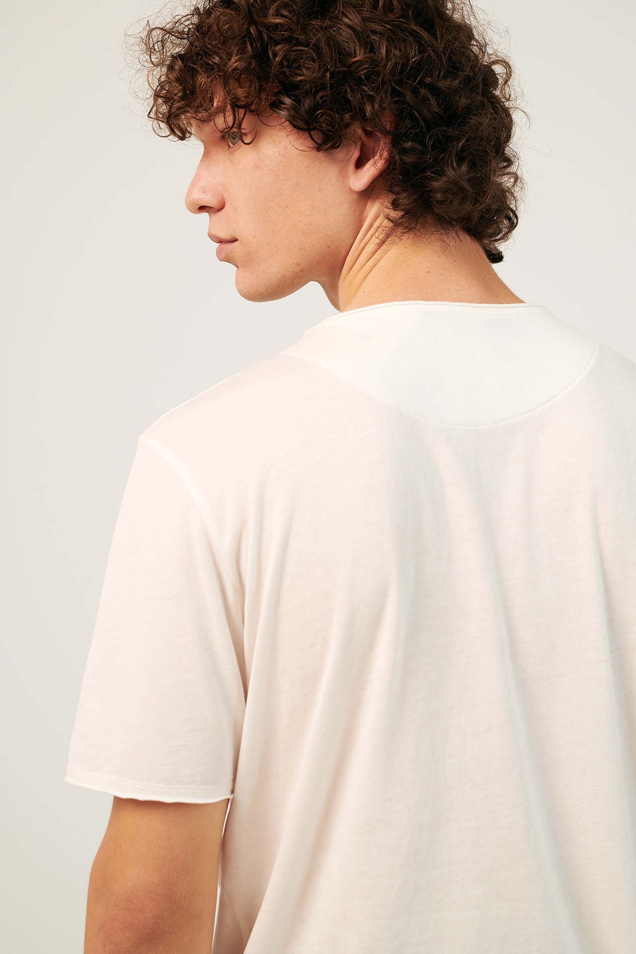 SOFT MODAL ESSENTIAL T-SHIRT