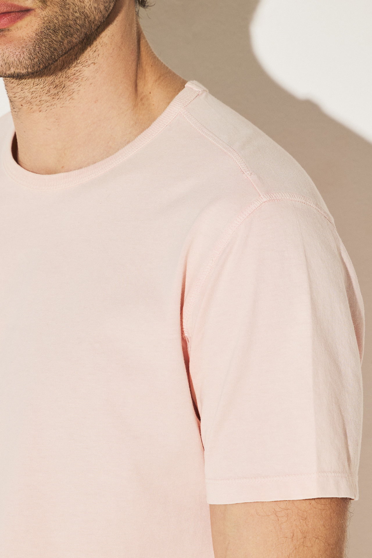 ACID COVER STITCHED DETAIL TEE