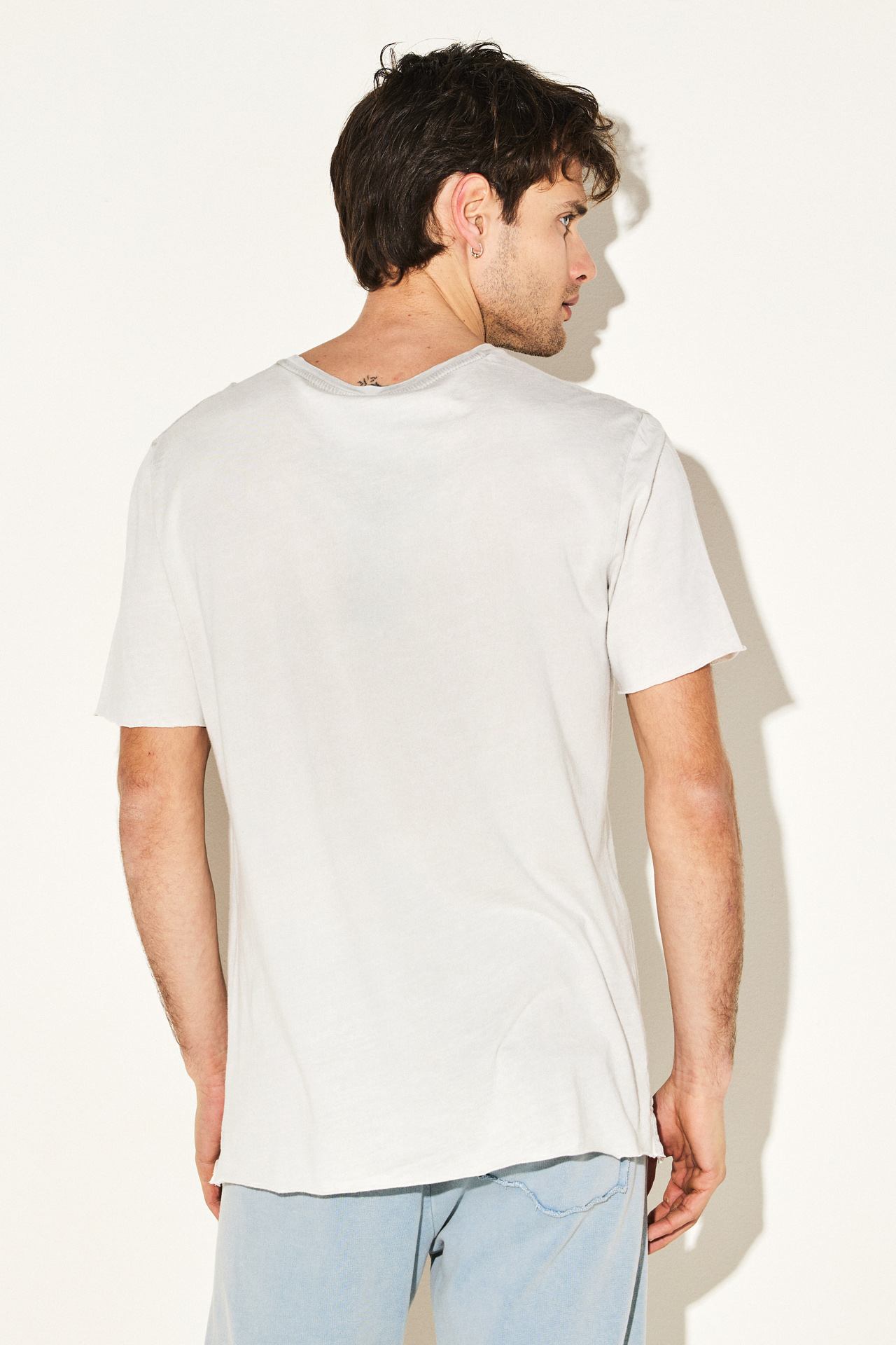 MODAL ACID RAW CUT TEE