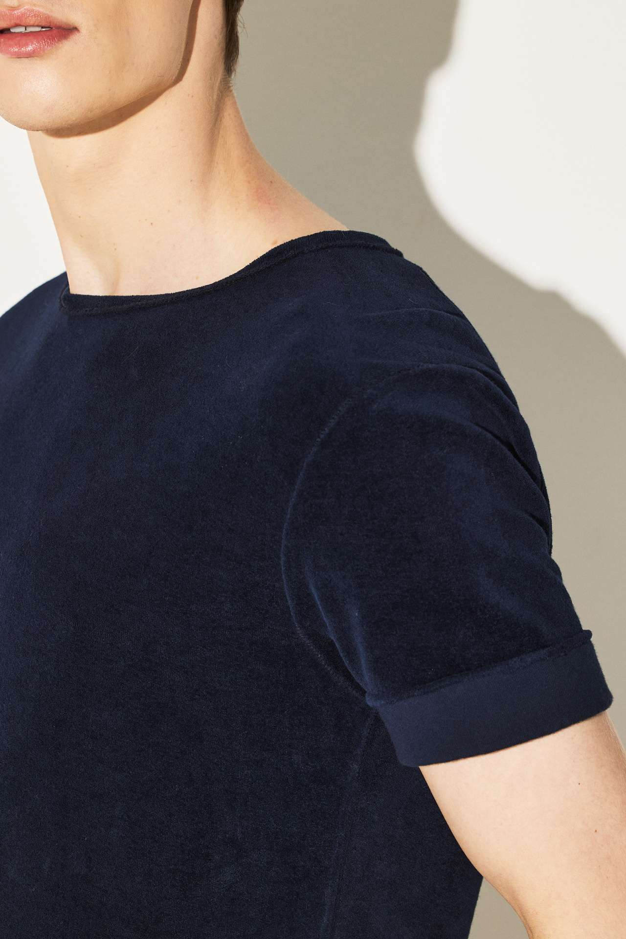 TERRY TOWEL REVERSE DETAIL TEE