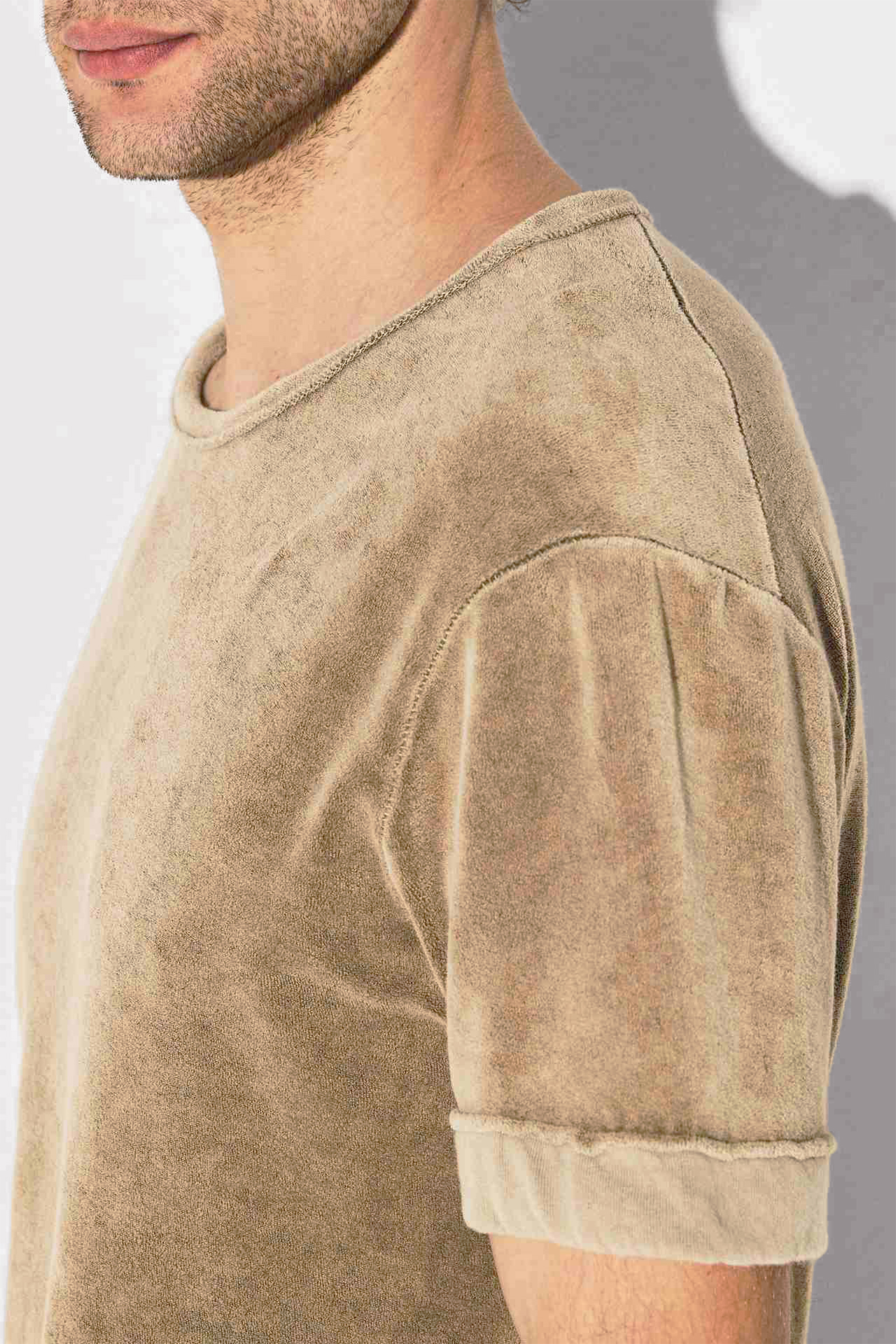 TERRY TOWEL REVERSE DETAIL TEE