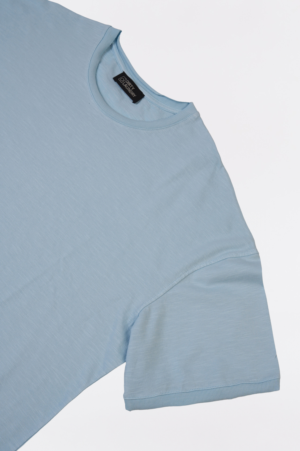 Raw Cut Detail Shortsleeve