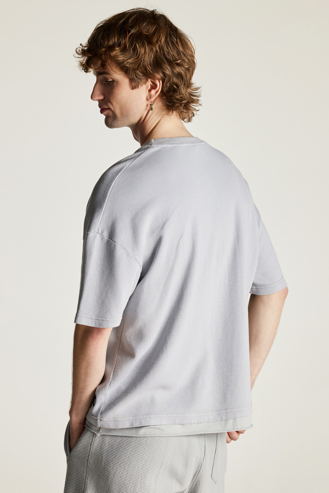 Contrast Detail Relaxed Fit Shortsleeve