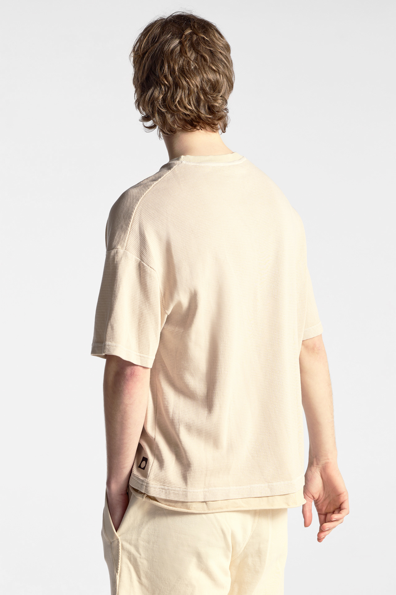 Contrast Detail Relaxed Fit Shortsleeve