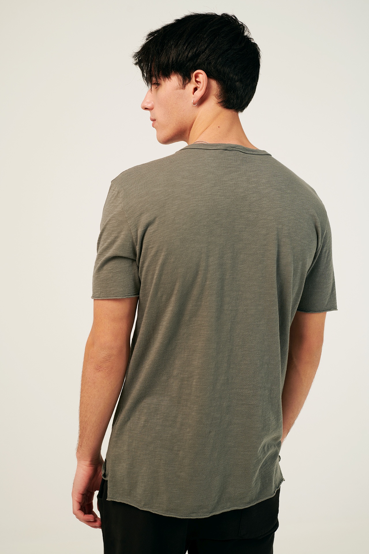 SLUB TEE WITH RAW SEAMS